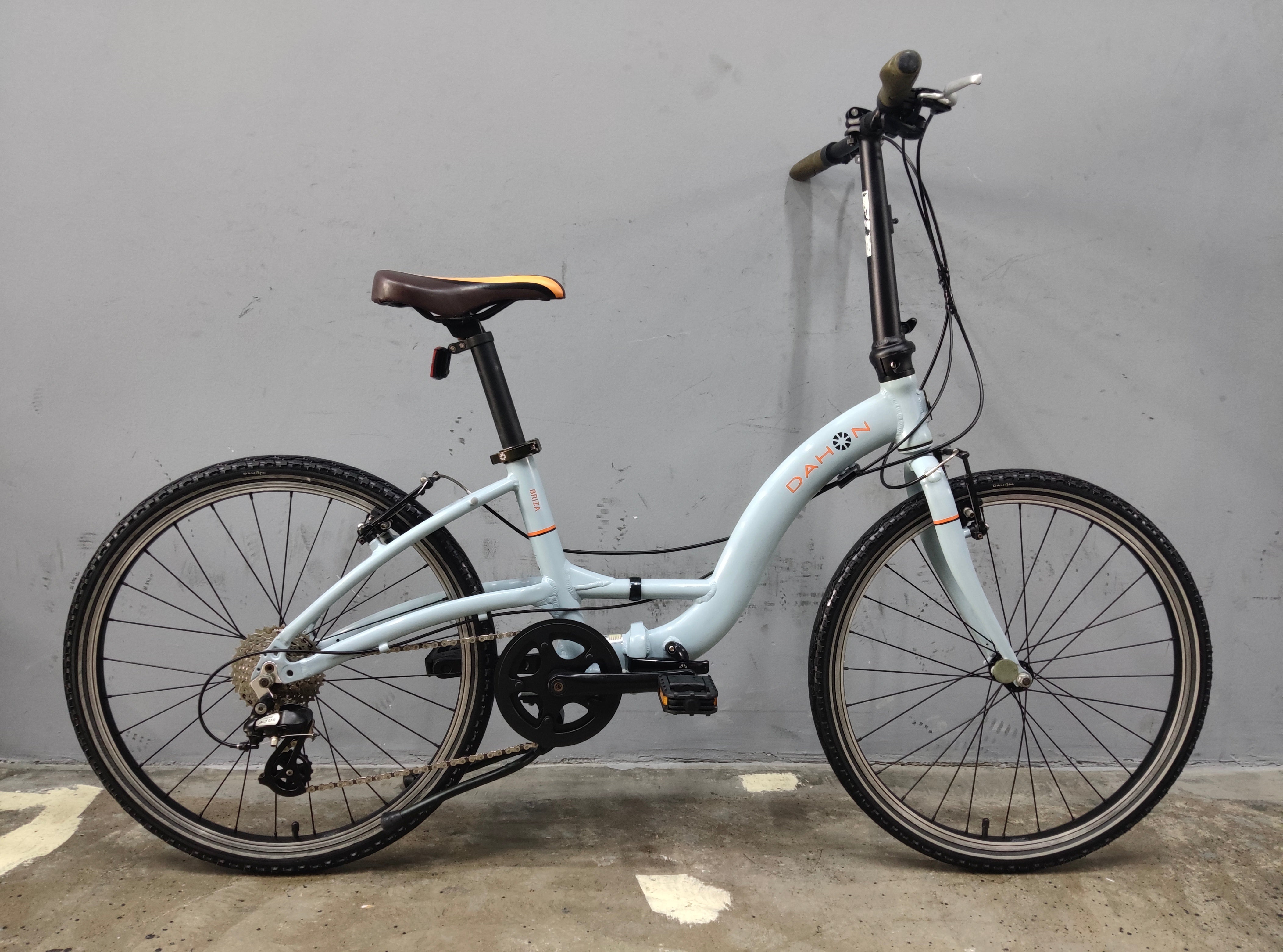 Dahon Briza Folding Bike