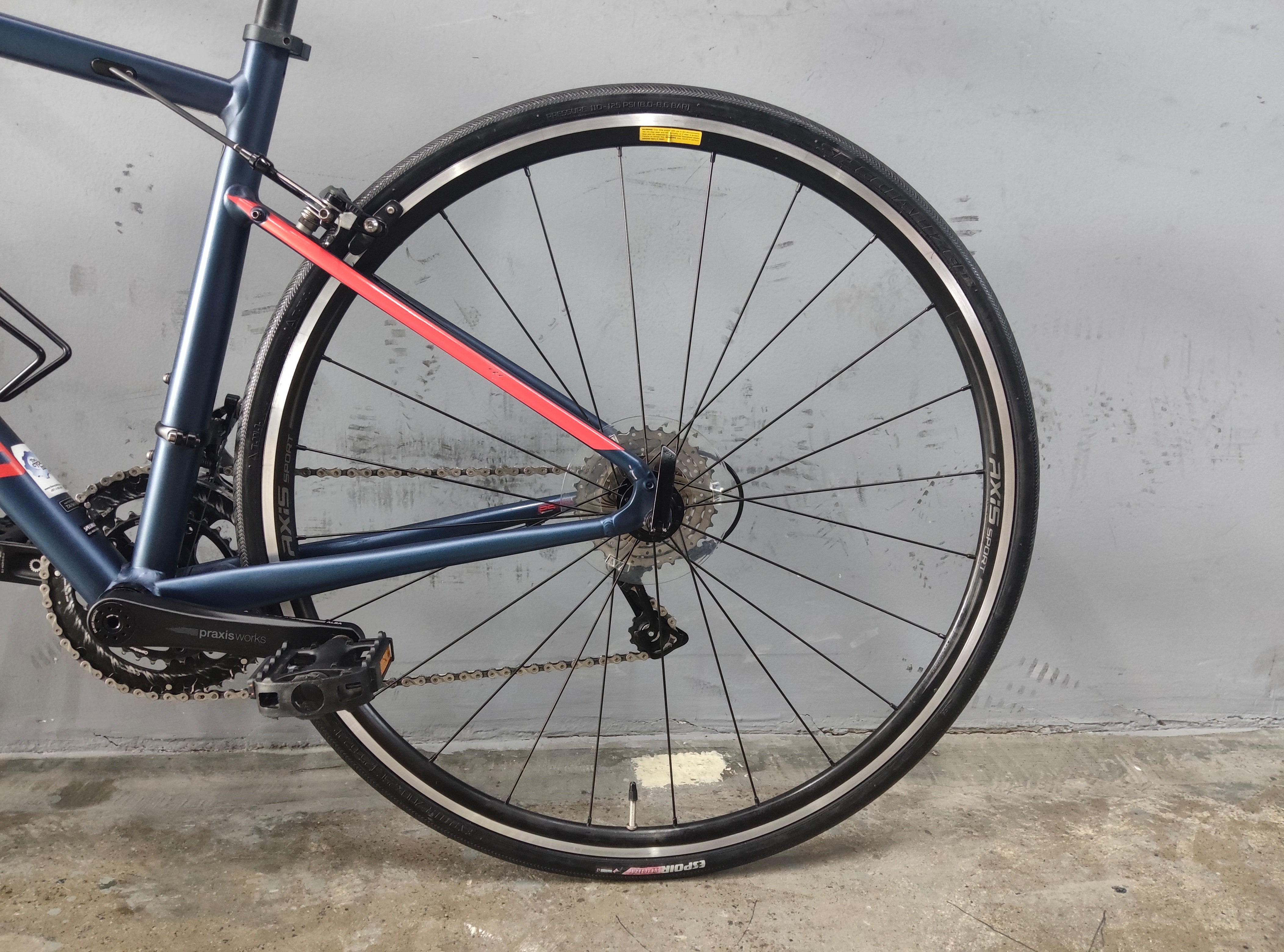 Specialized Allez Sport Road Bike