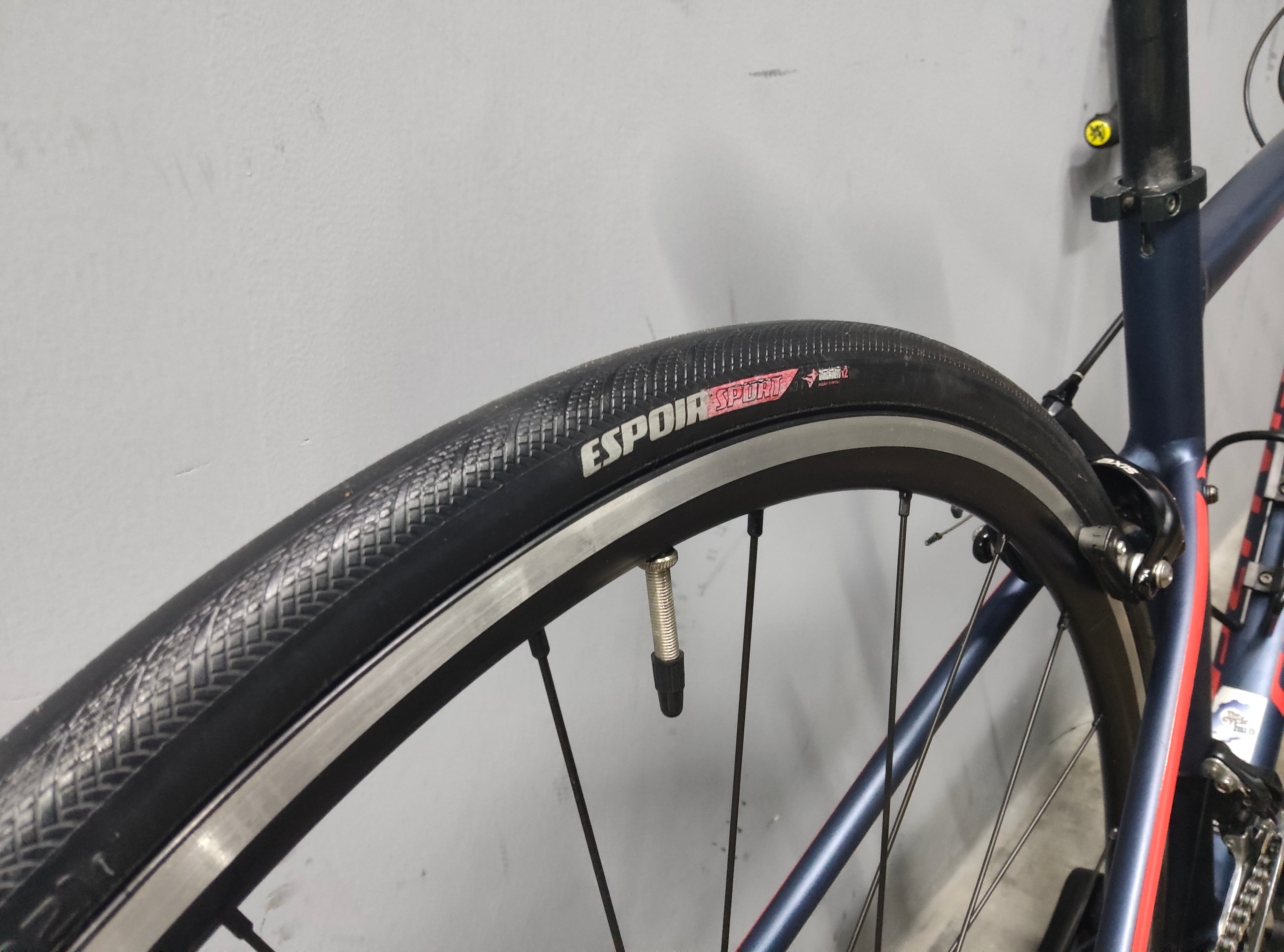 Specialized Allez Sport Road Bike