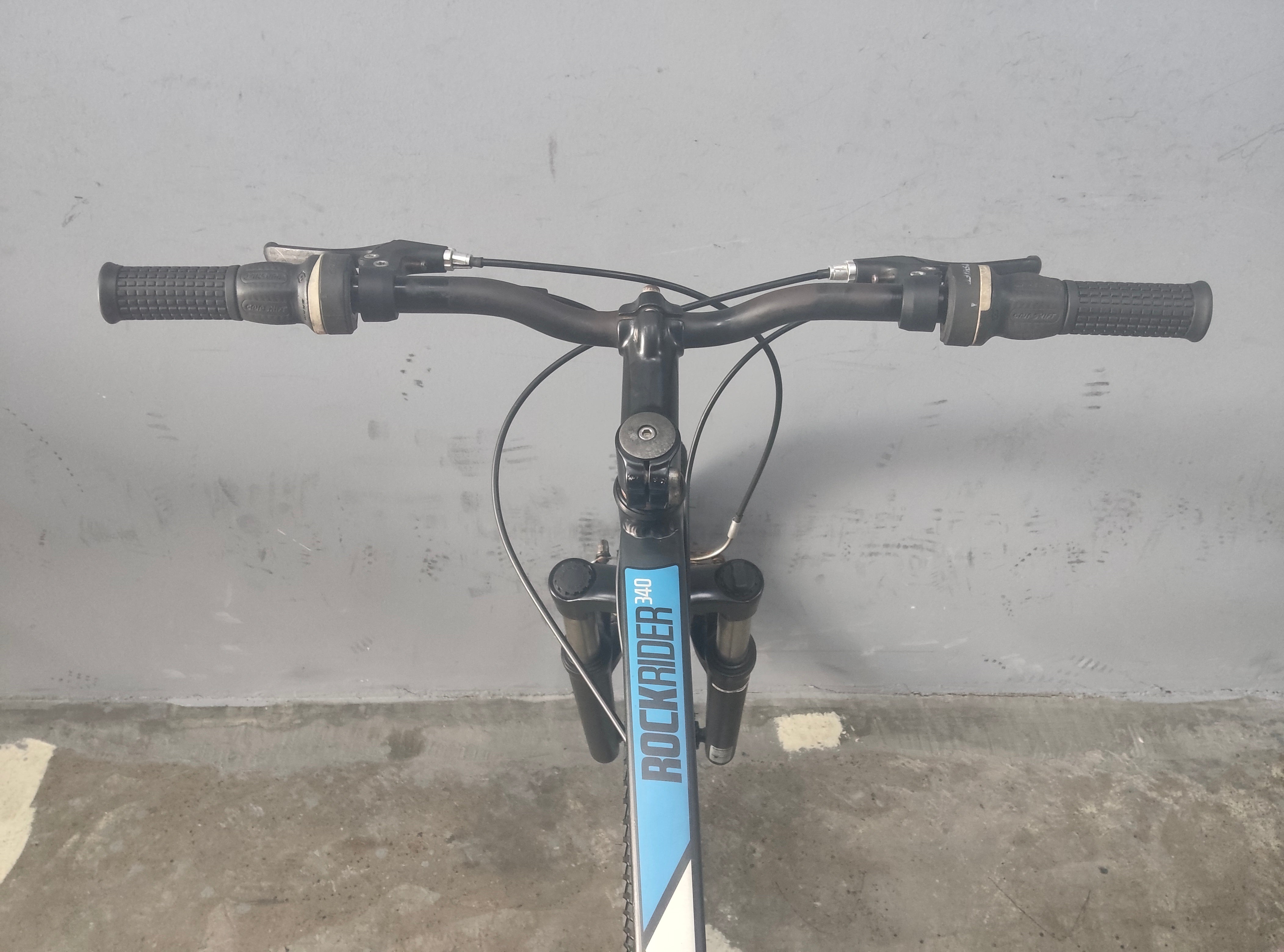 B'twin Rockrider 340 Mountain Bike