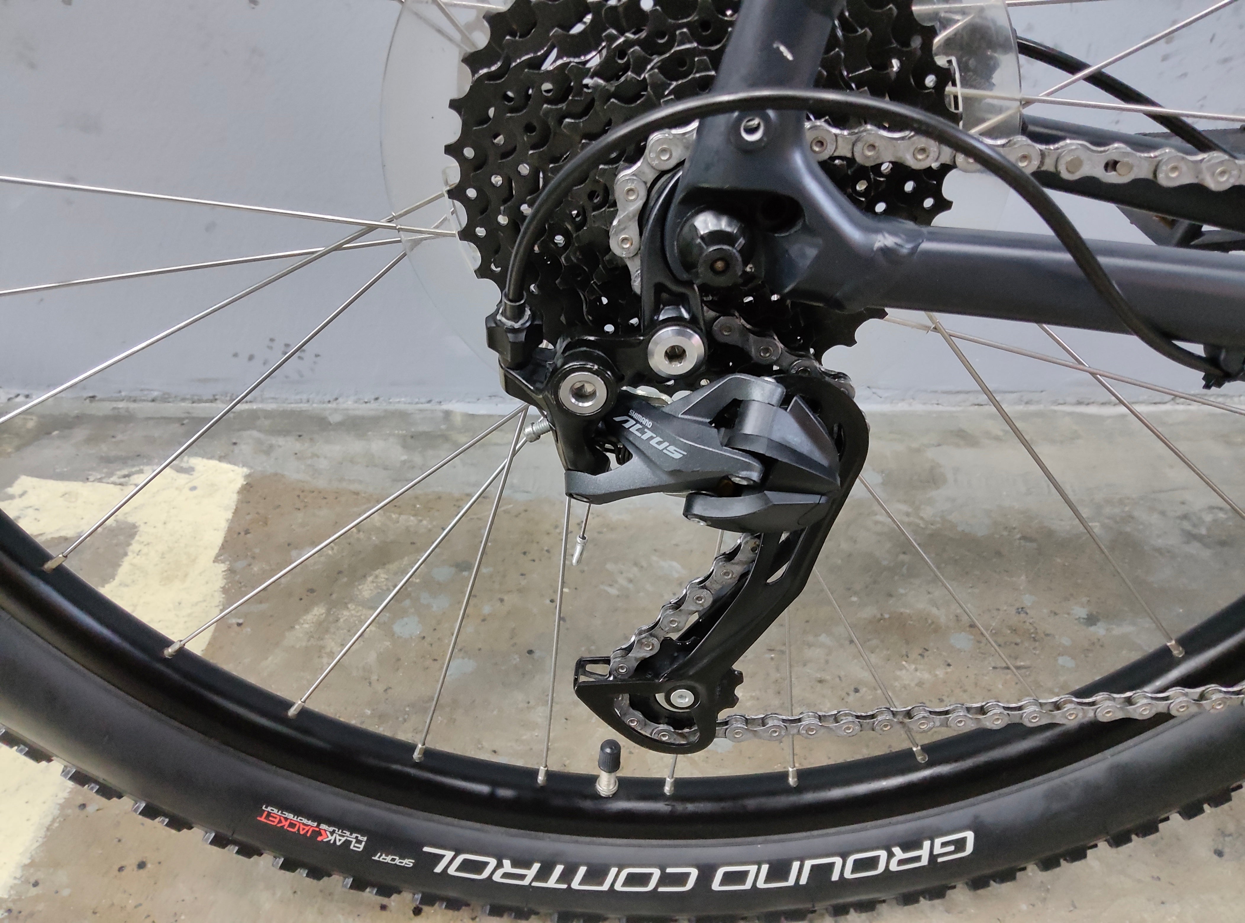 Specialized Rockhopper Sport Mountain Bike