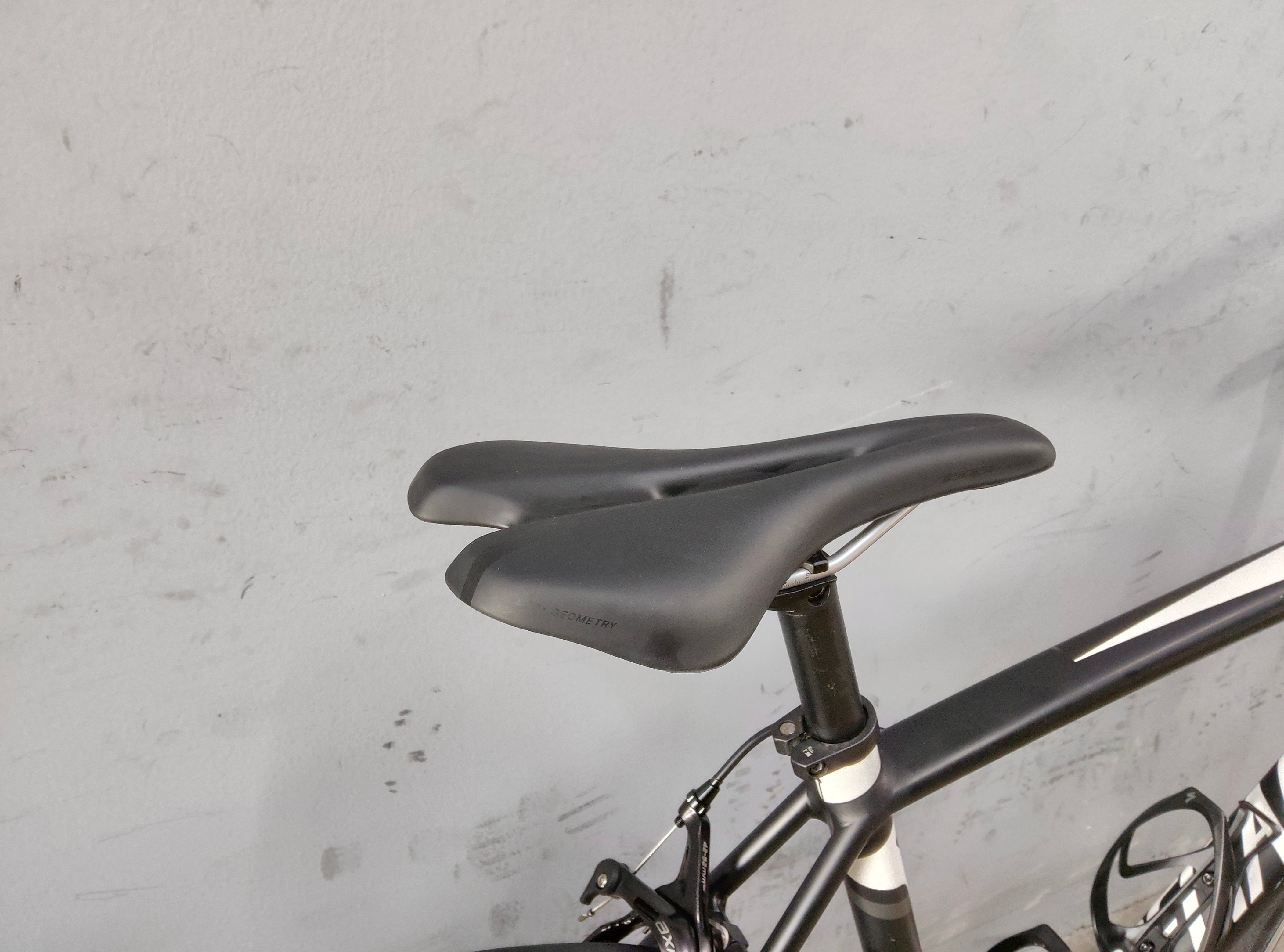 Specialized Allez E5 Sport Road Bike