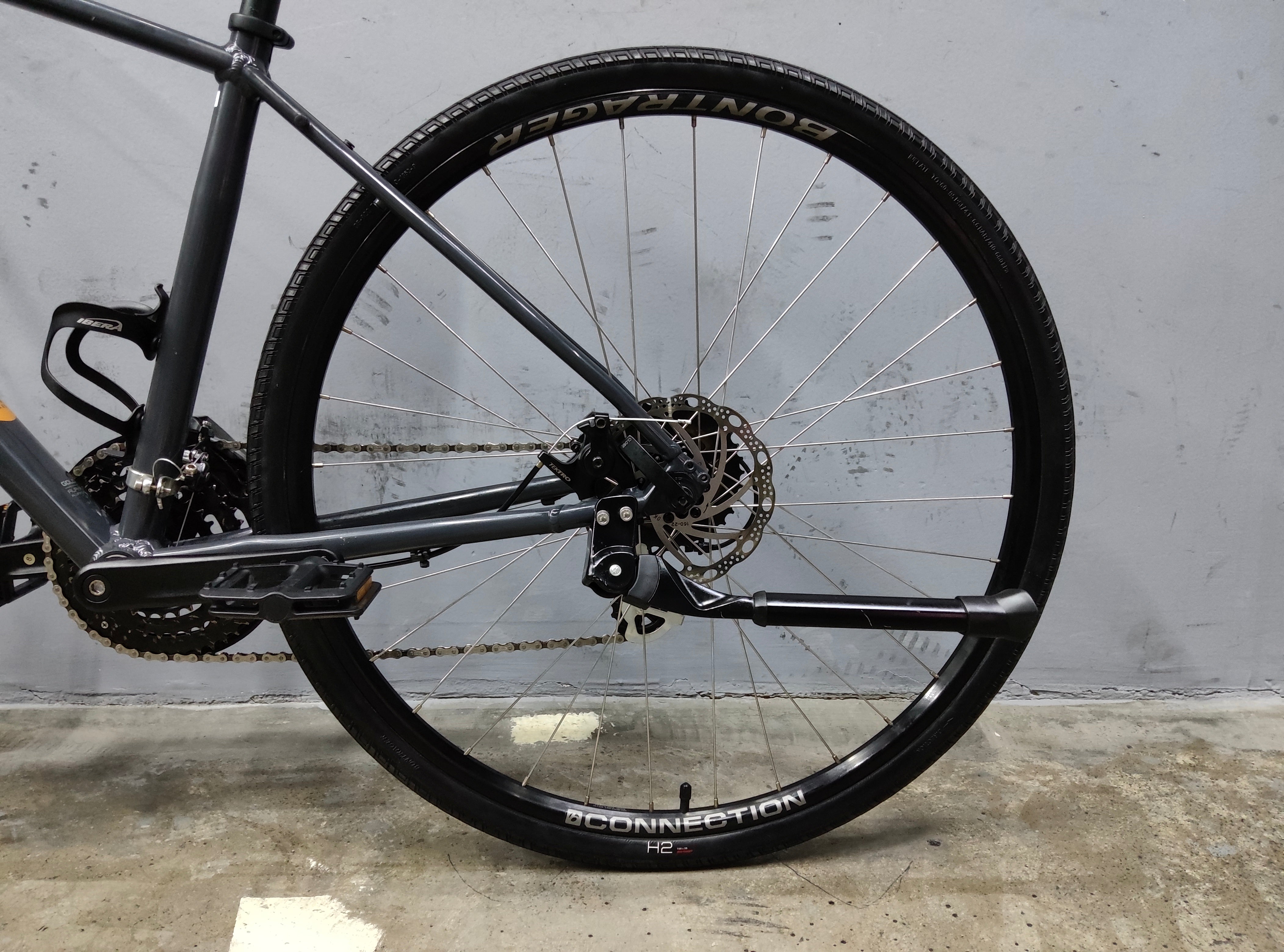 Trek FX1 Hybrid Bike