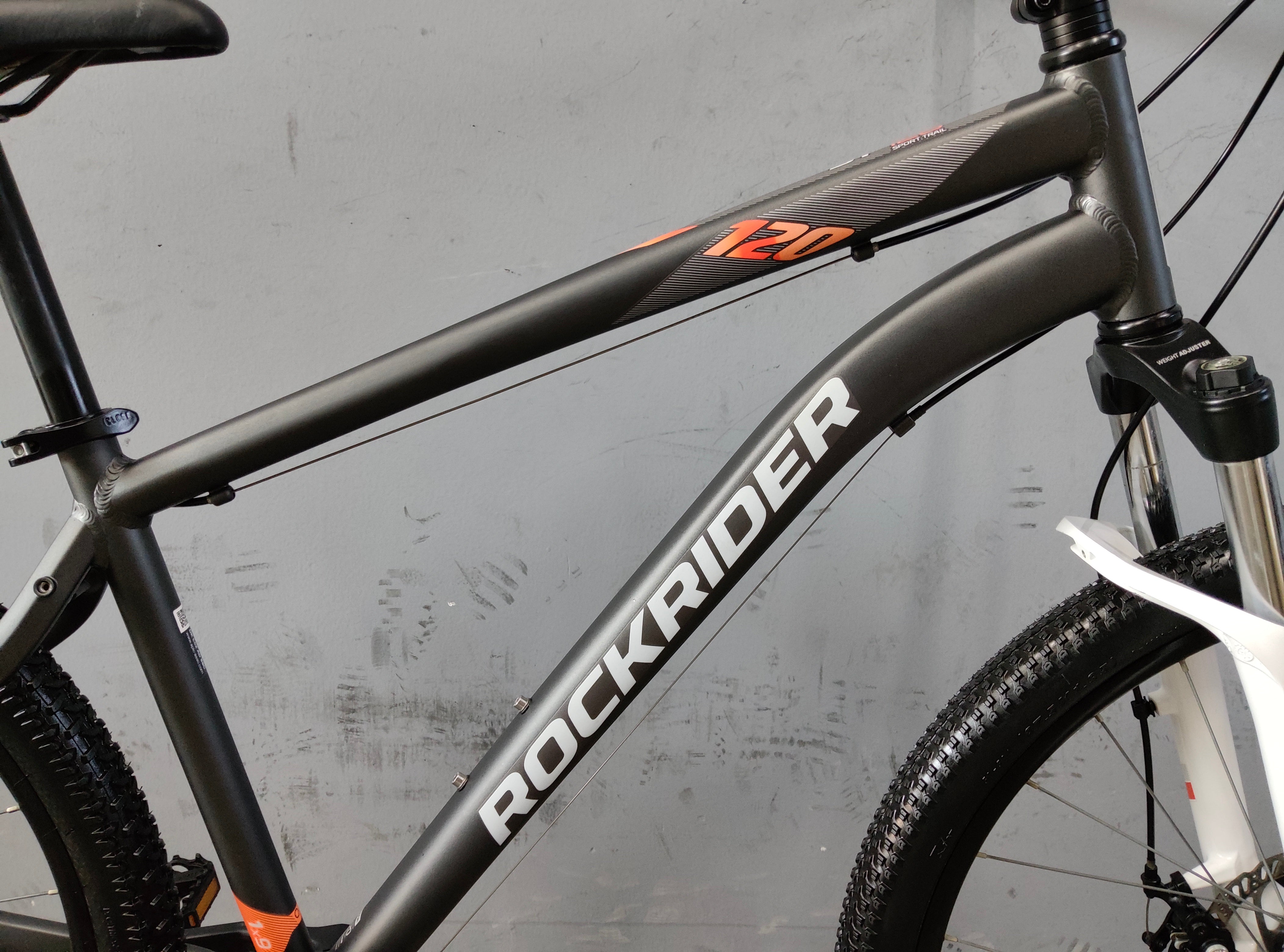 B'twin Rockrider ST-120 Mountain Bike