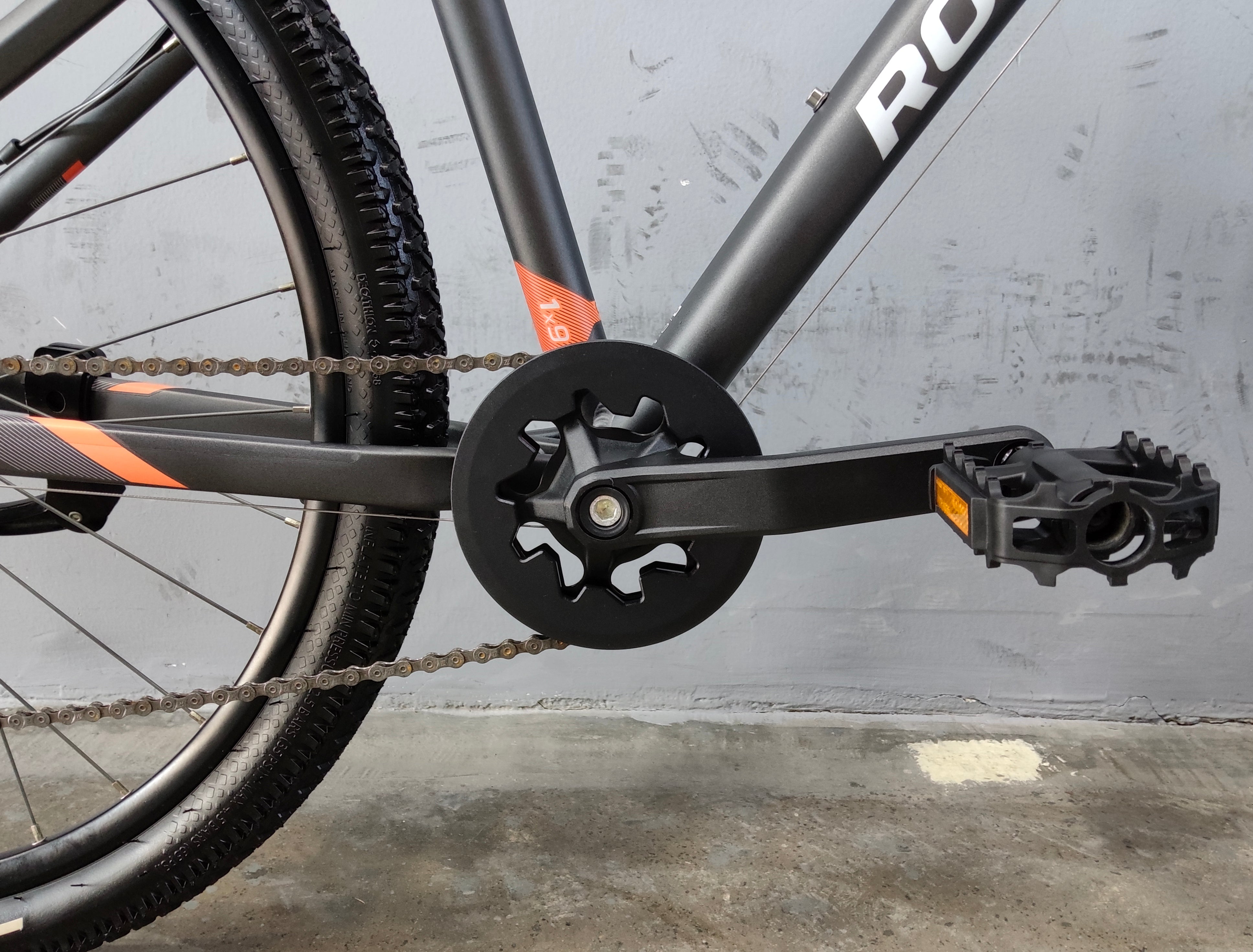 B'twin Rockrider ST-120 Mountain Bike