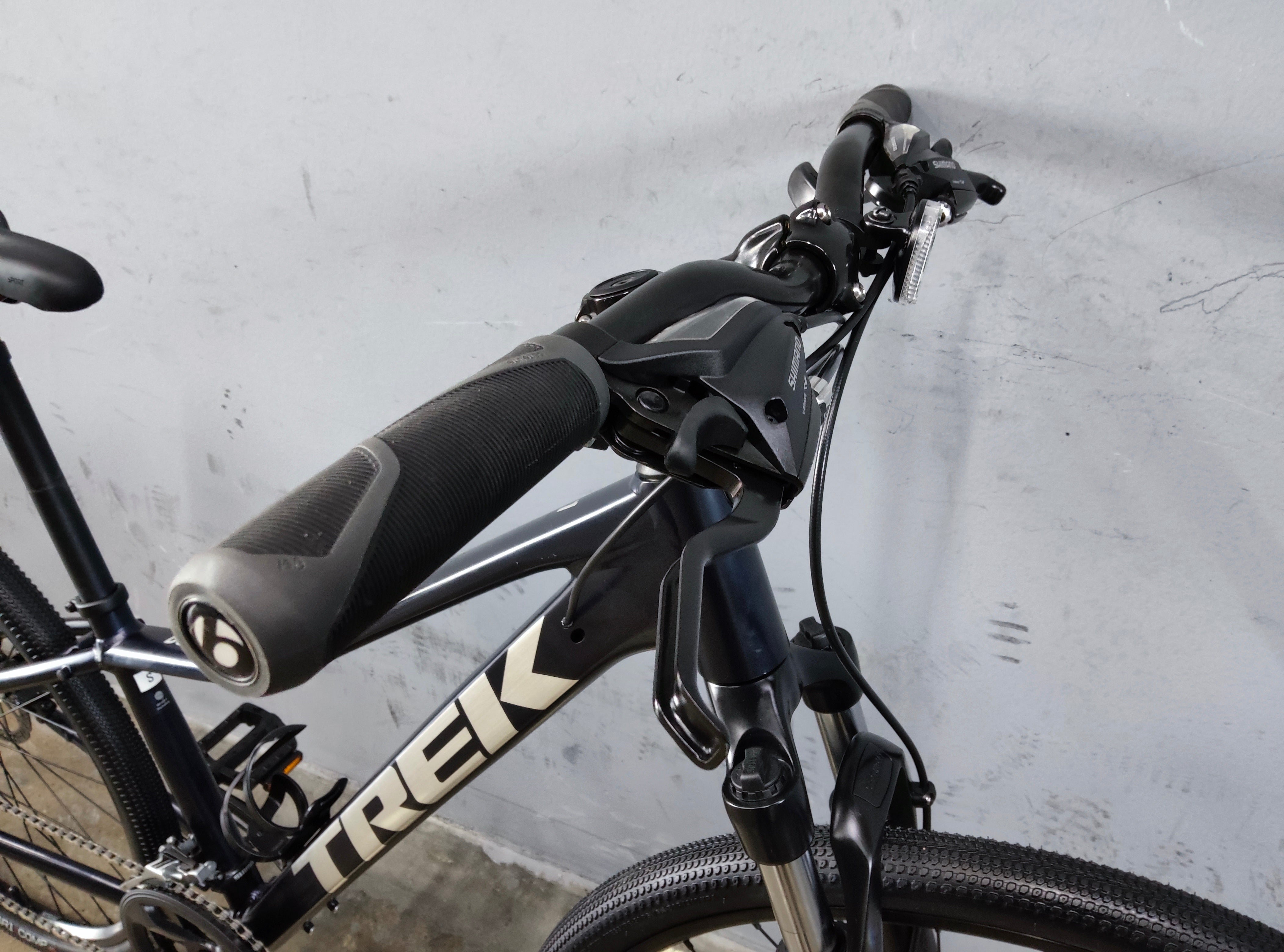 Trek Dual Sport 1 Mountain Bike