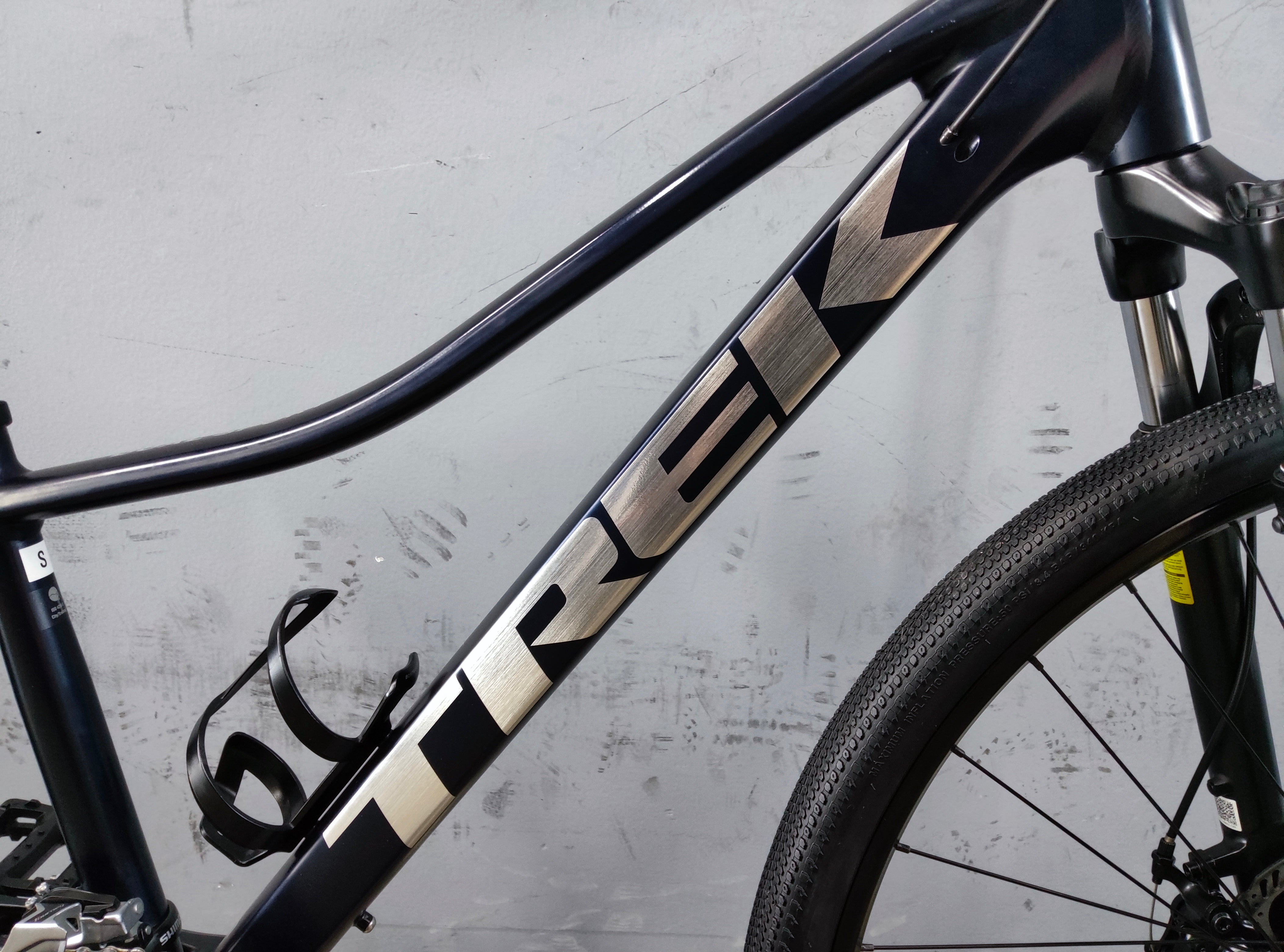 Trek Dual Sport 1 Mountain Bike