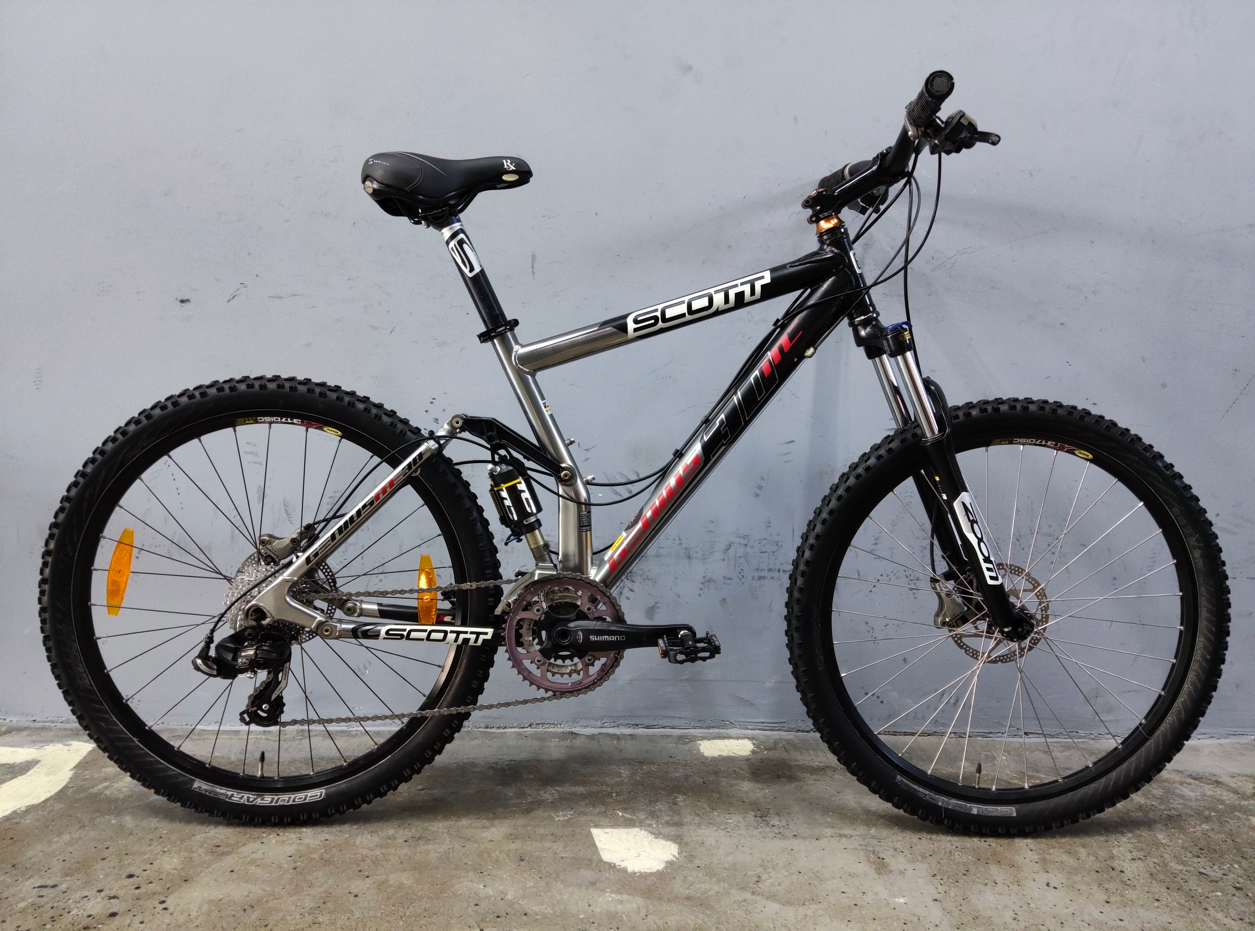Scott Genius MC 30 Mountain Bike