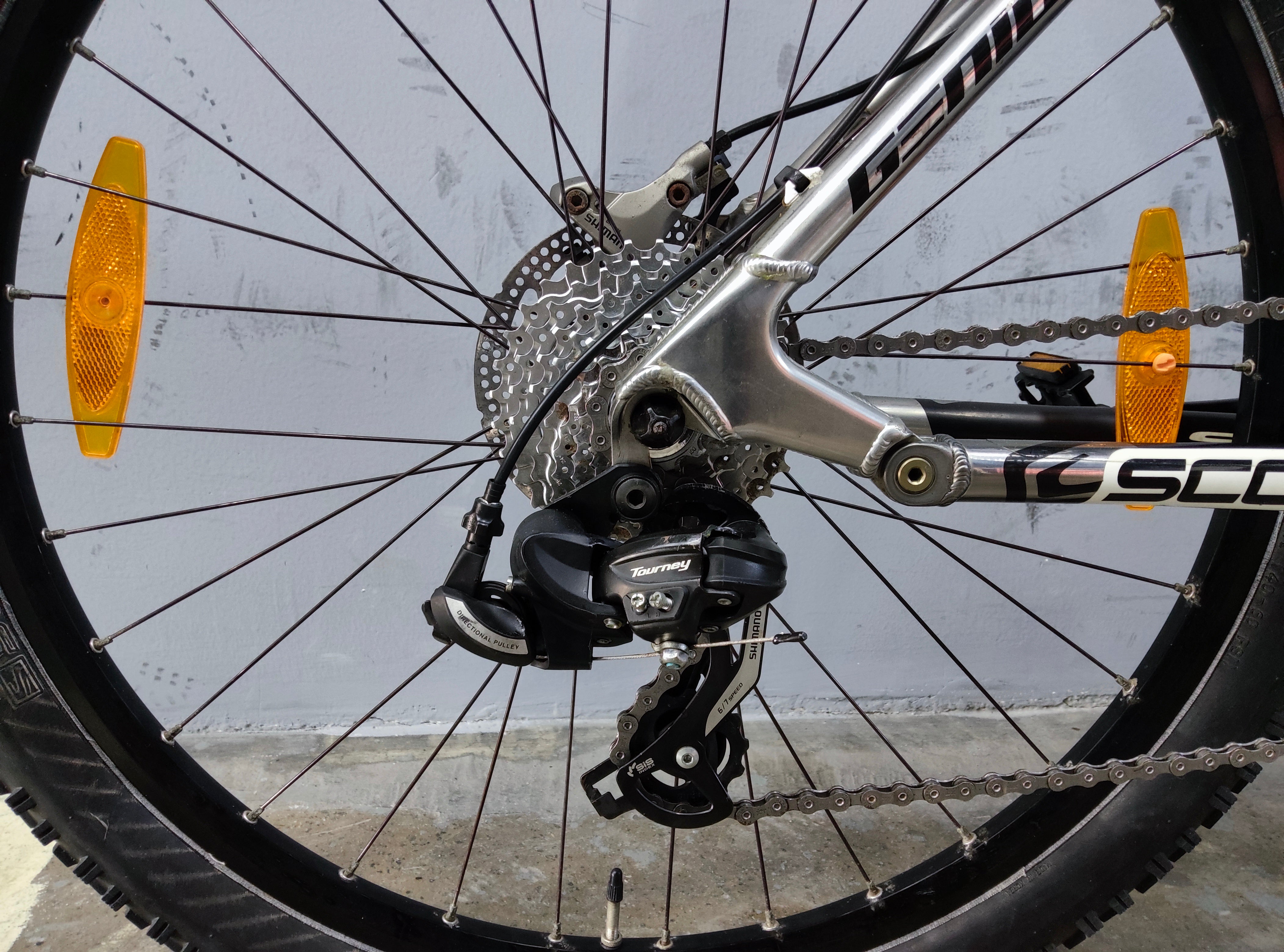 Scott Genius MC 30 Mountain Bike