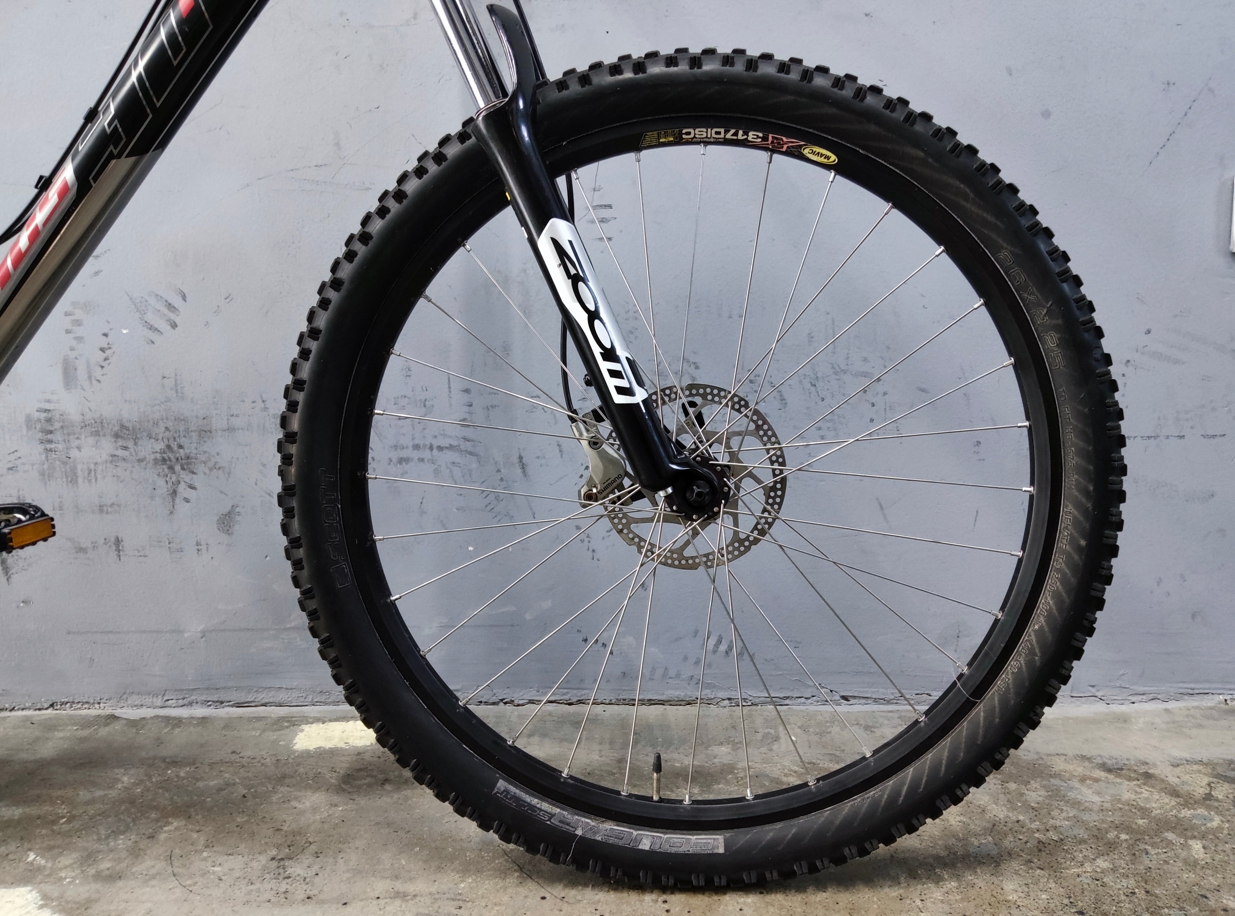 Scott Genius MC 30 Mountain Bike