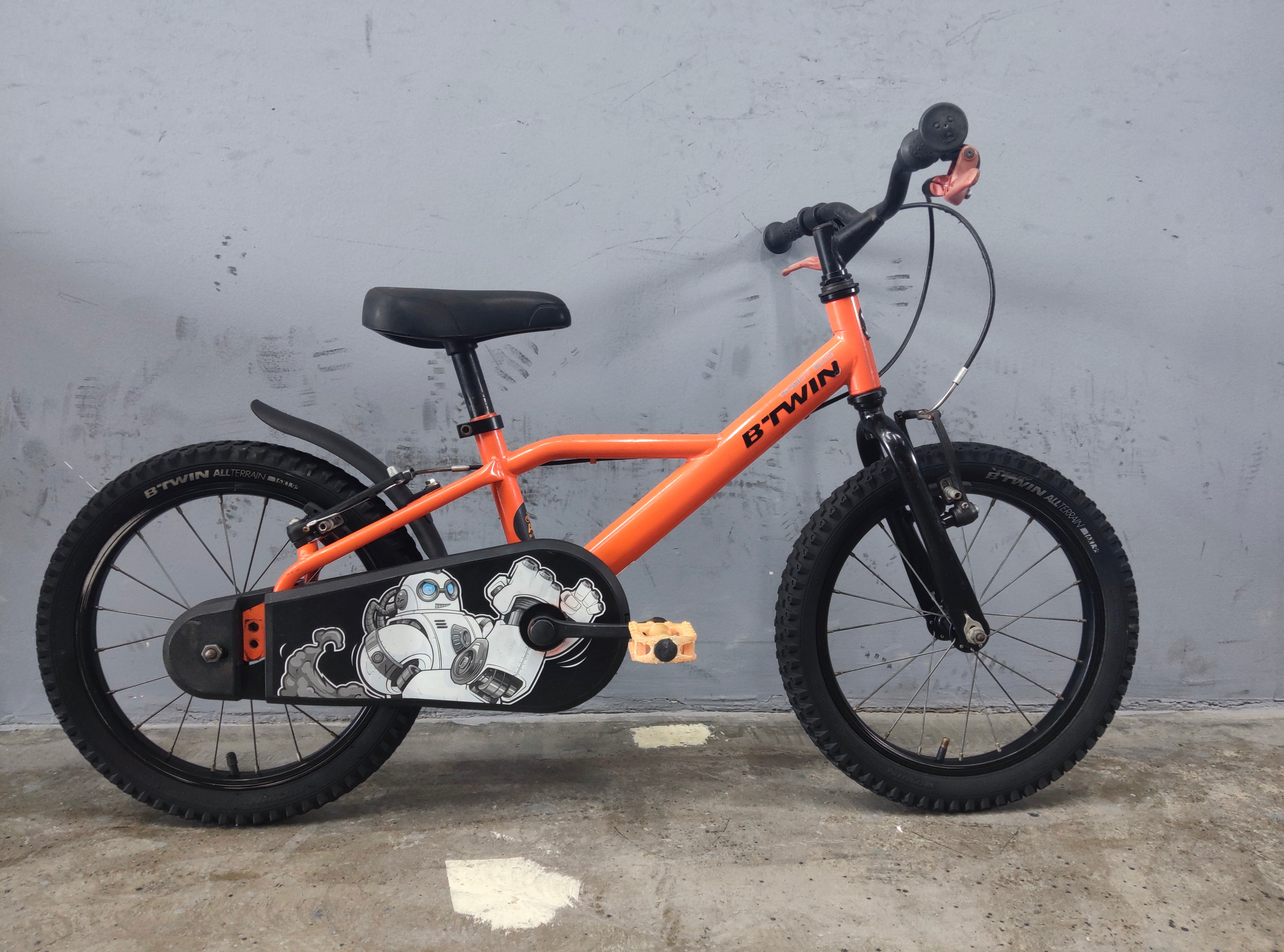 B'Twin Robot 500 Kids Bike