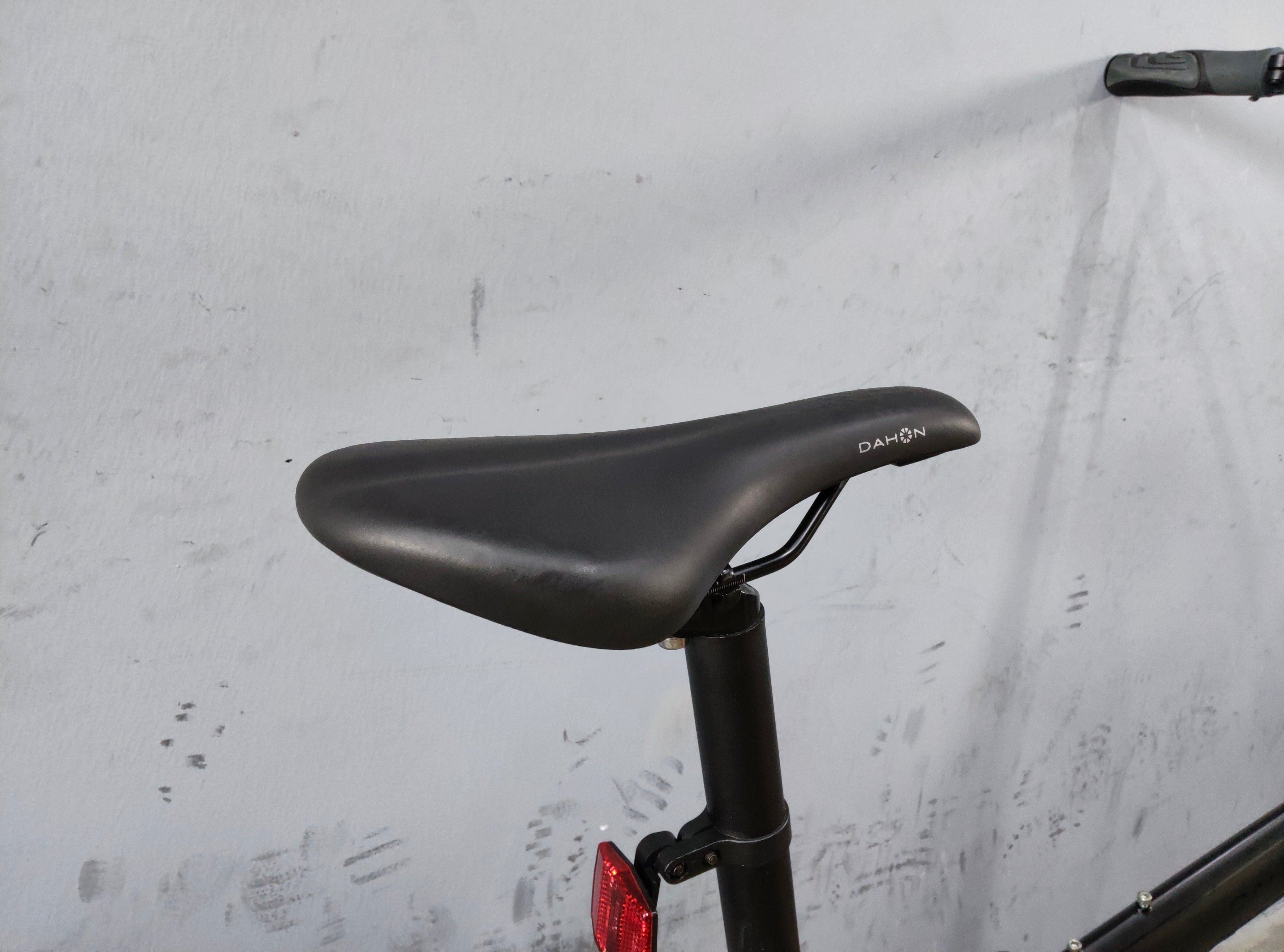 Dahon Speed D8 Folding Bike