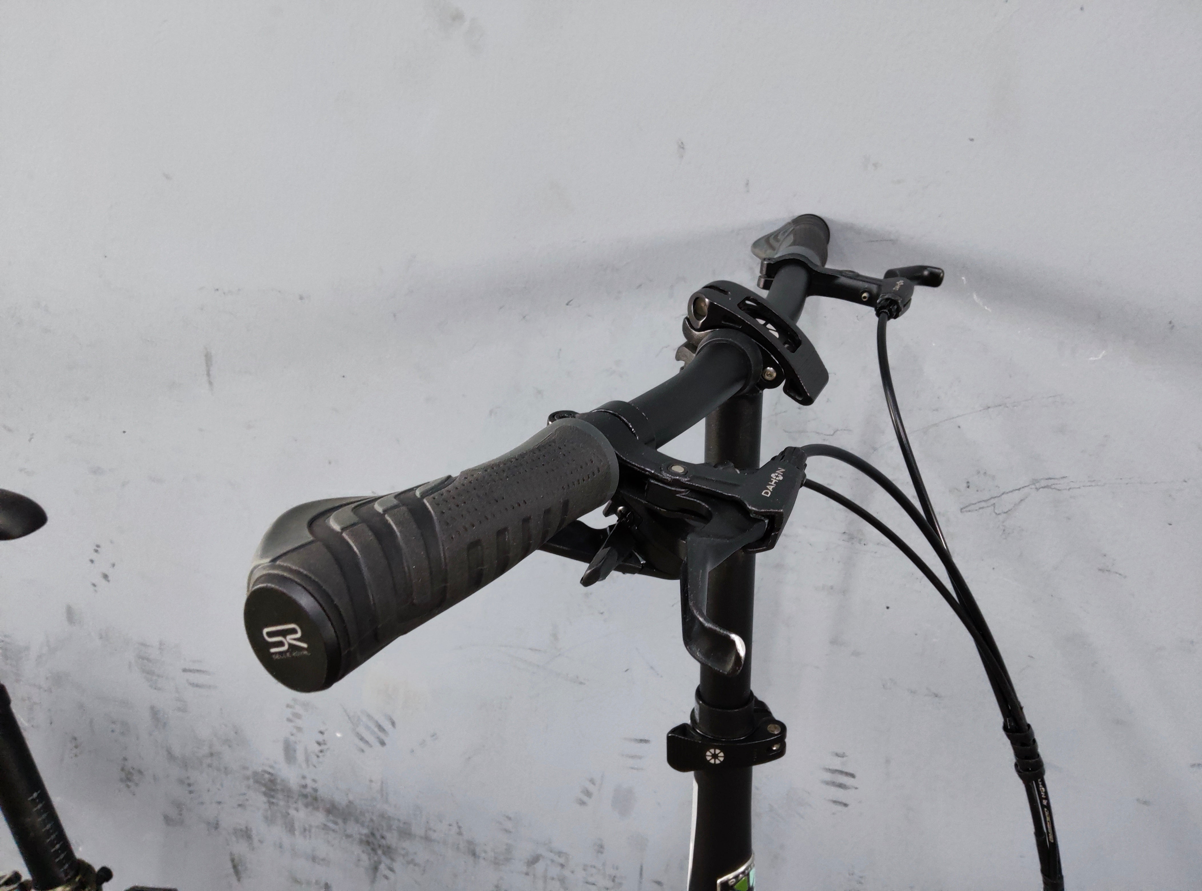 Dahon Speed D8 Folding Bike