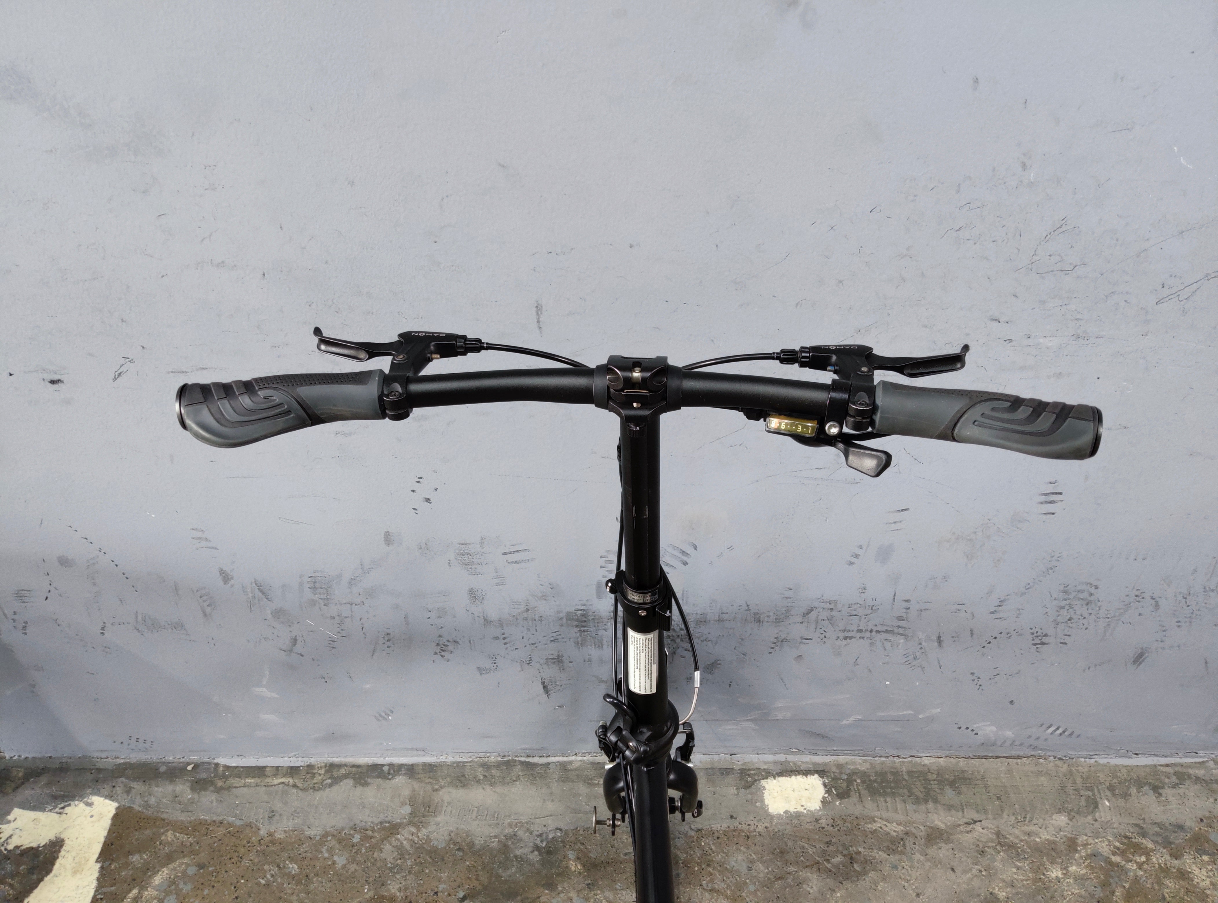 Dahon Speed D8 Folding Bike