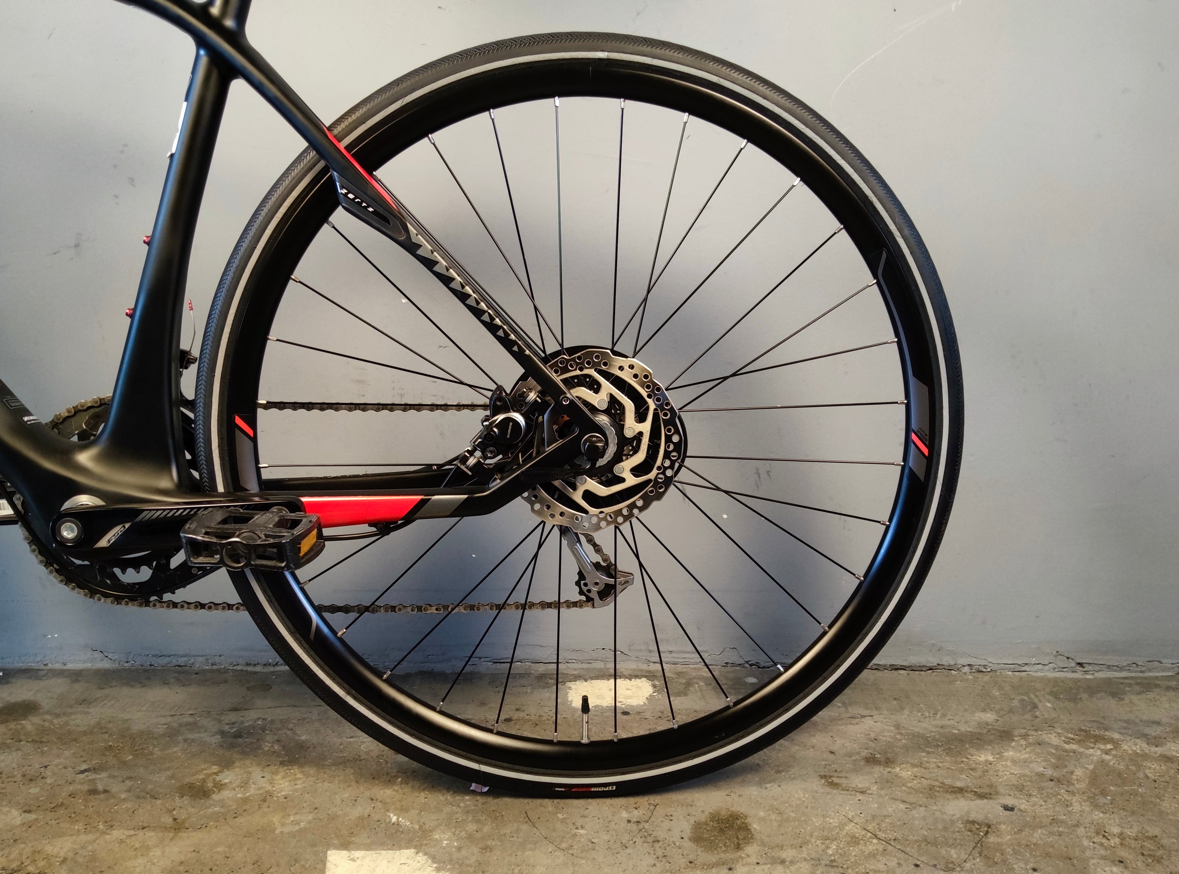 Specialized Sirrus Sport Hybrid Bike