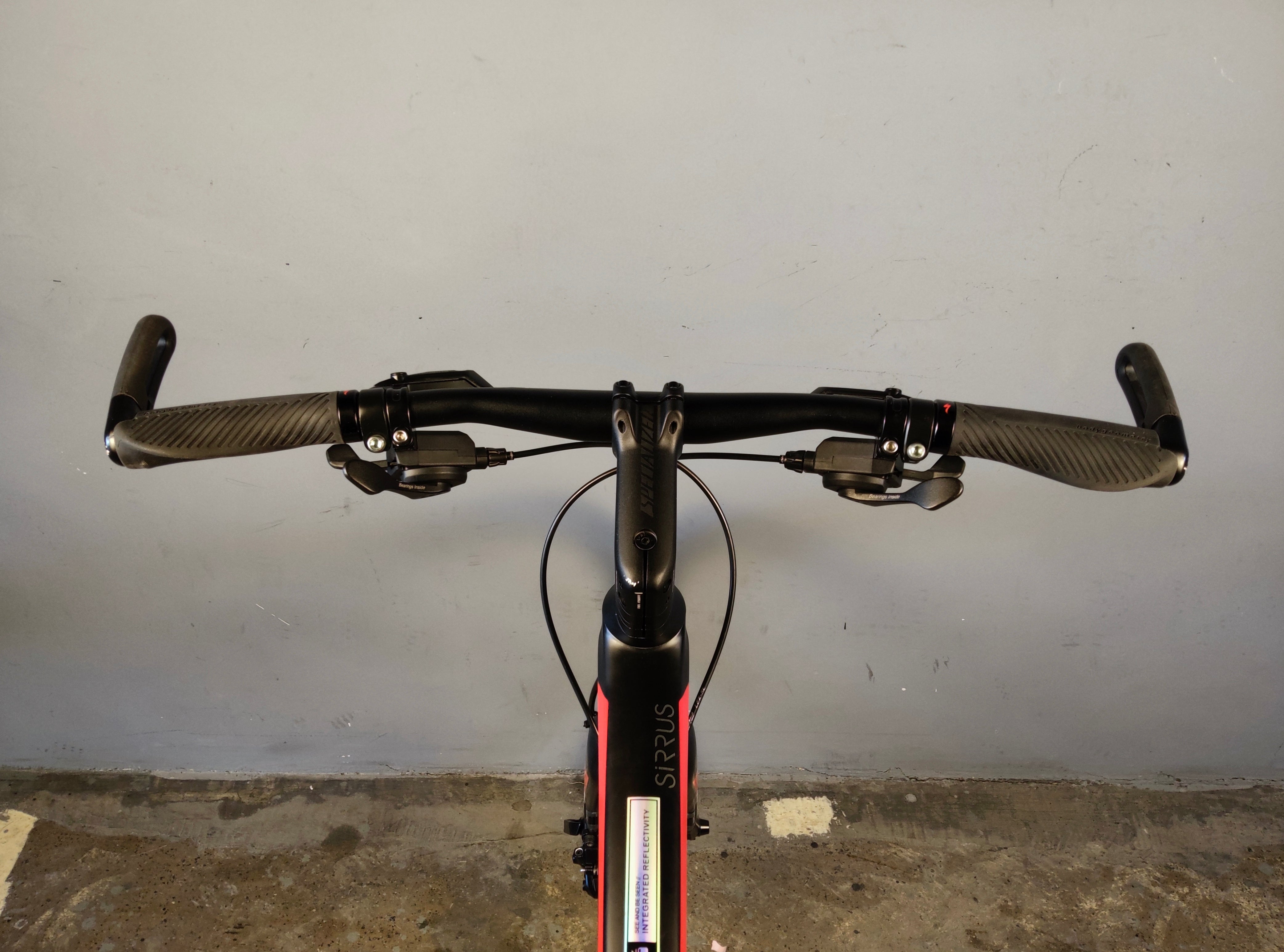 Specialized Sirrus Sport Hybrid Bike