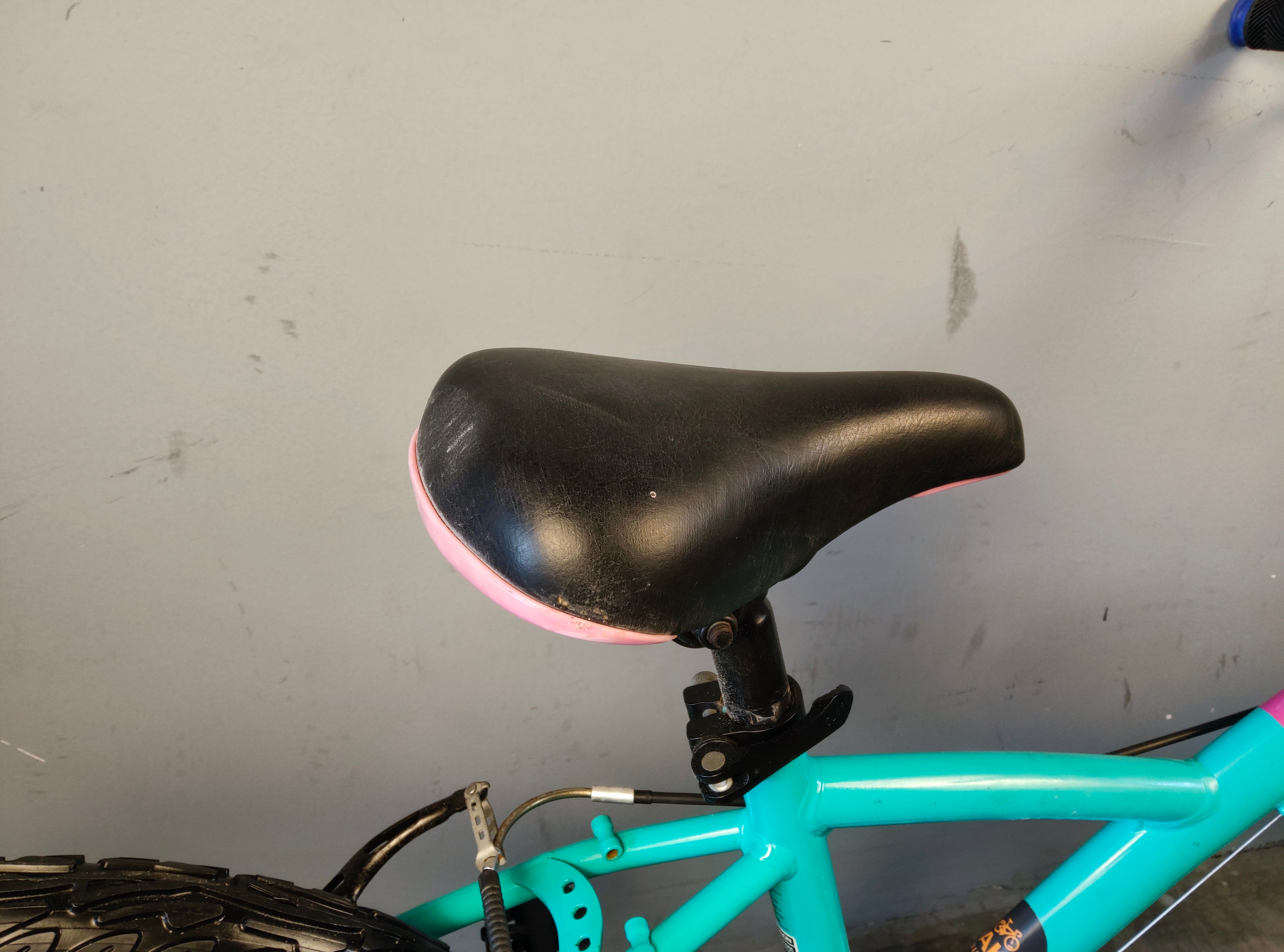 B'twin Misti Girl 320 Kids Bike