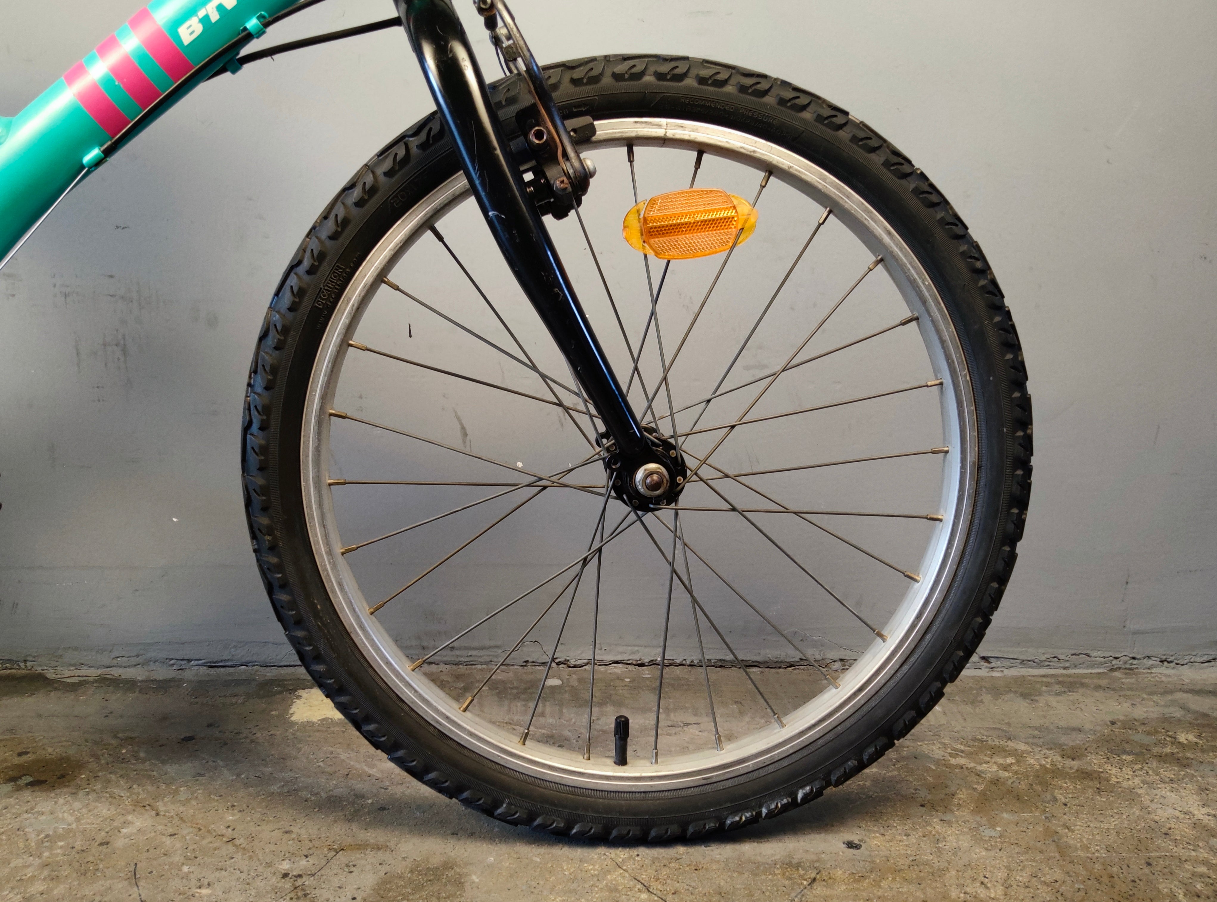 B'twin Misti Girl 320 Kids Bike