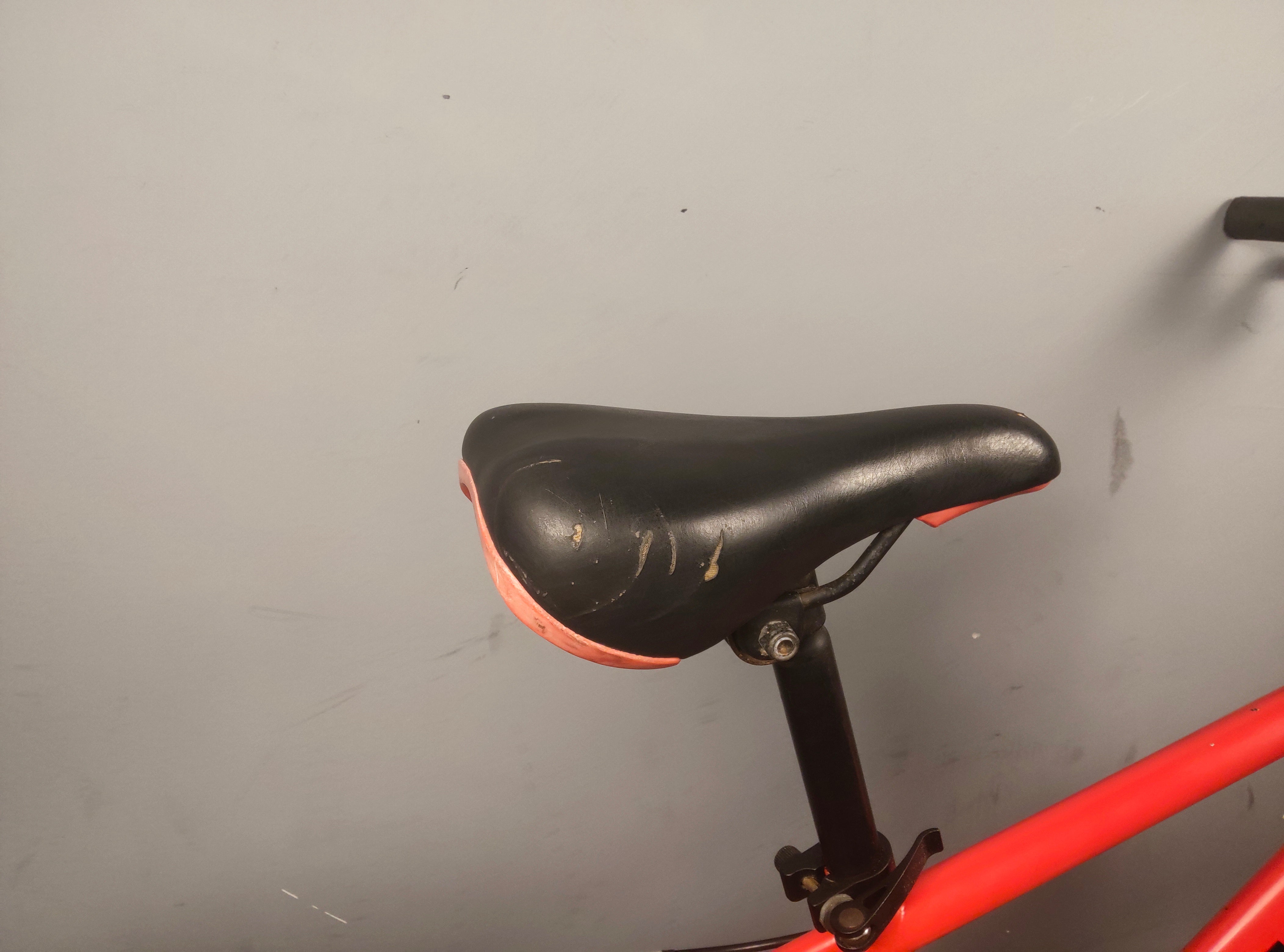 B'twin Racing Boy 320 Kids Bike