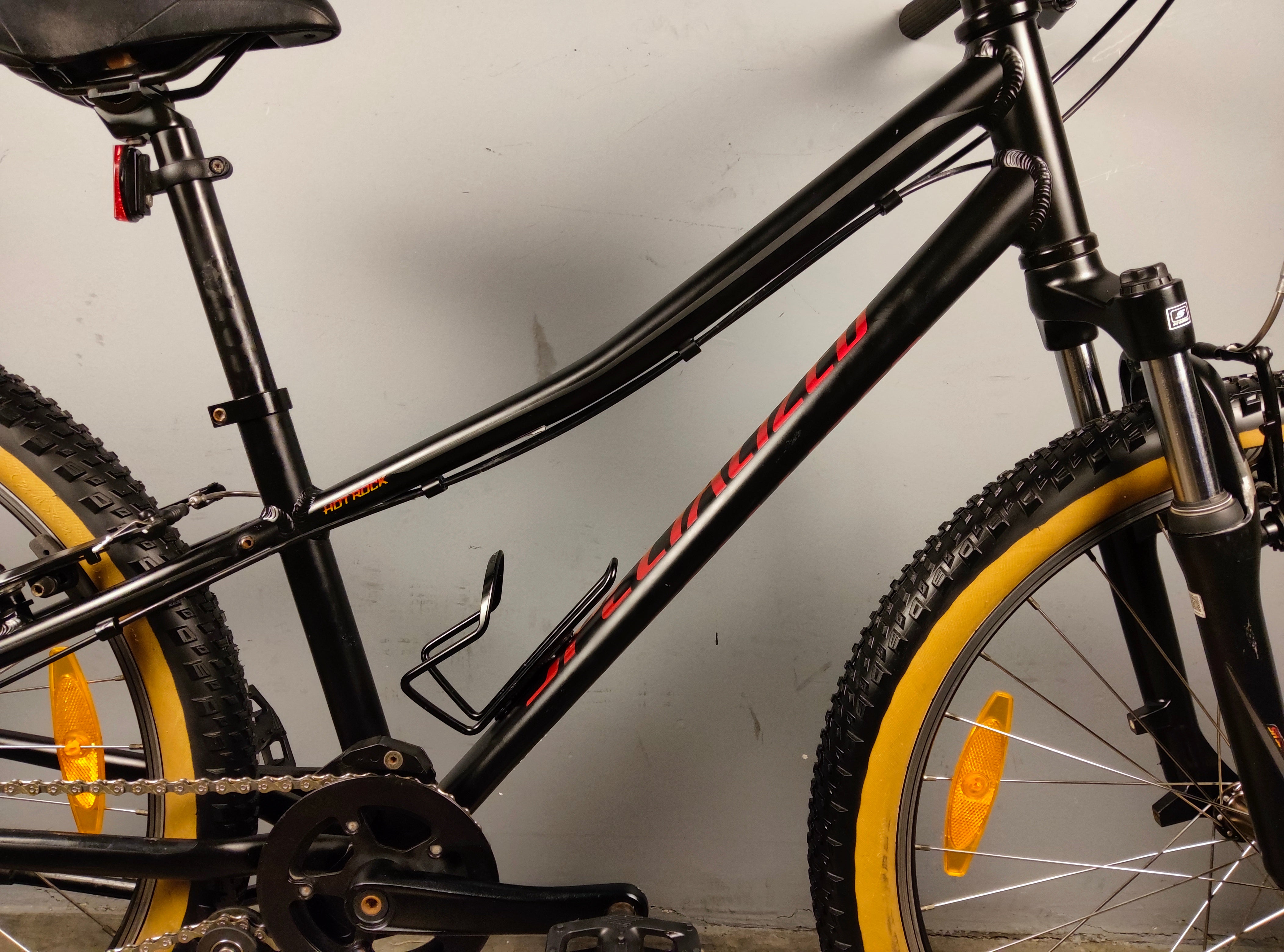 Specialized Hotrock Kids Bike