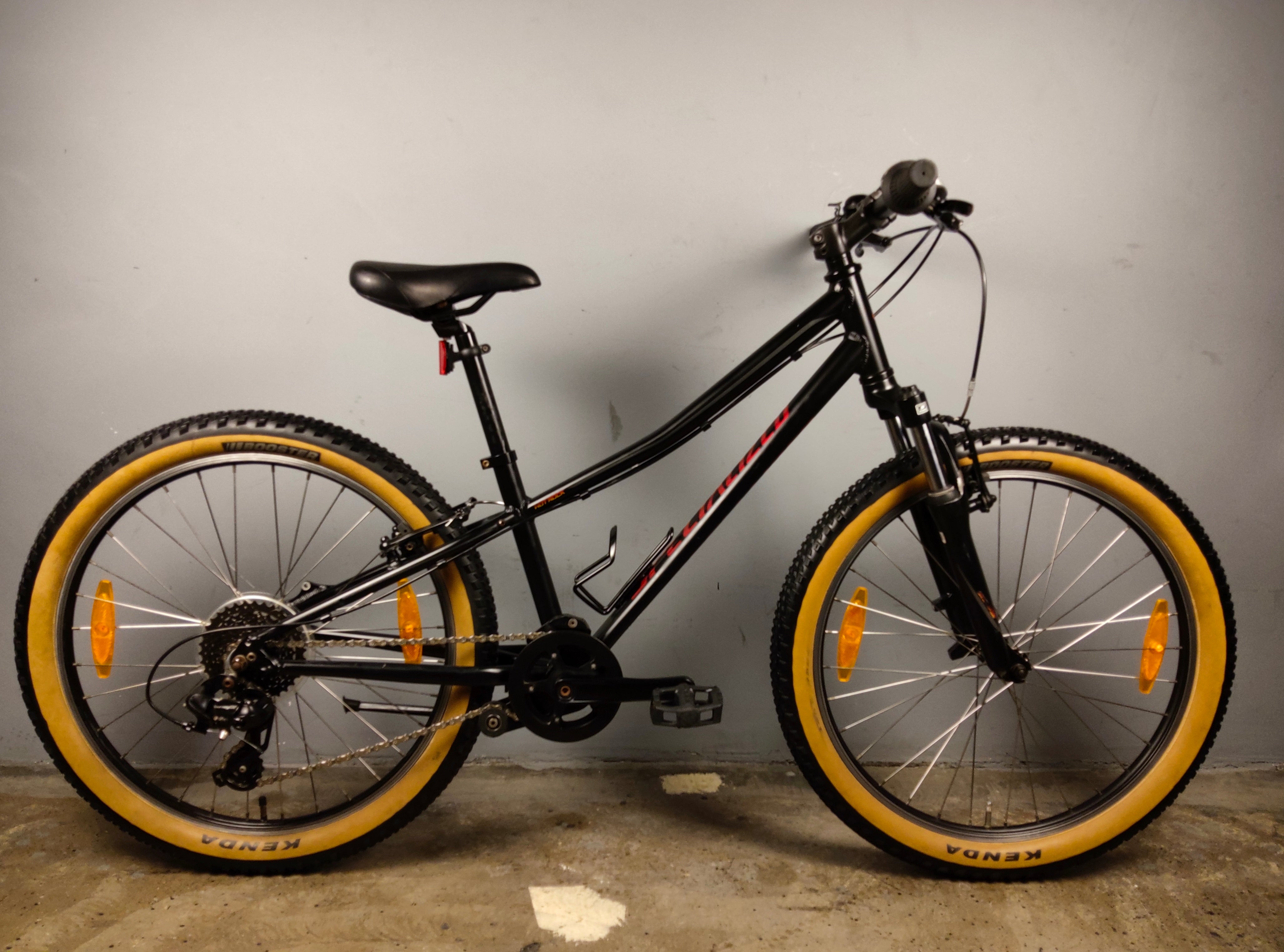 Specialized Hotrock Kids Bike