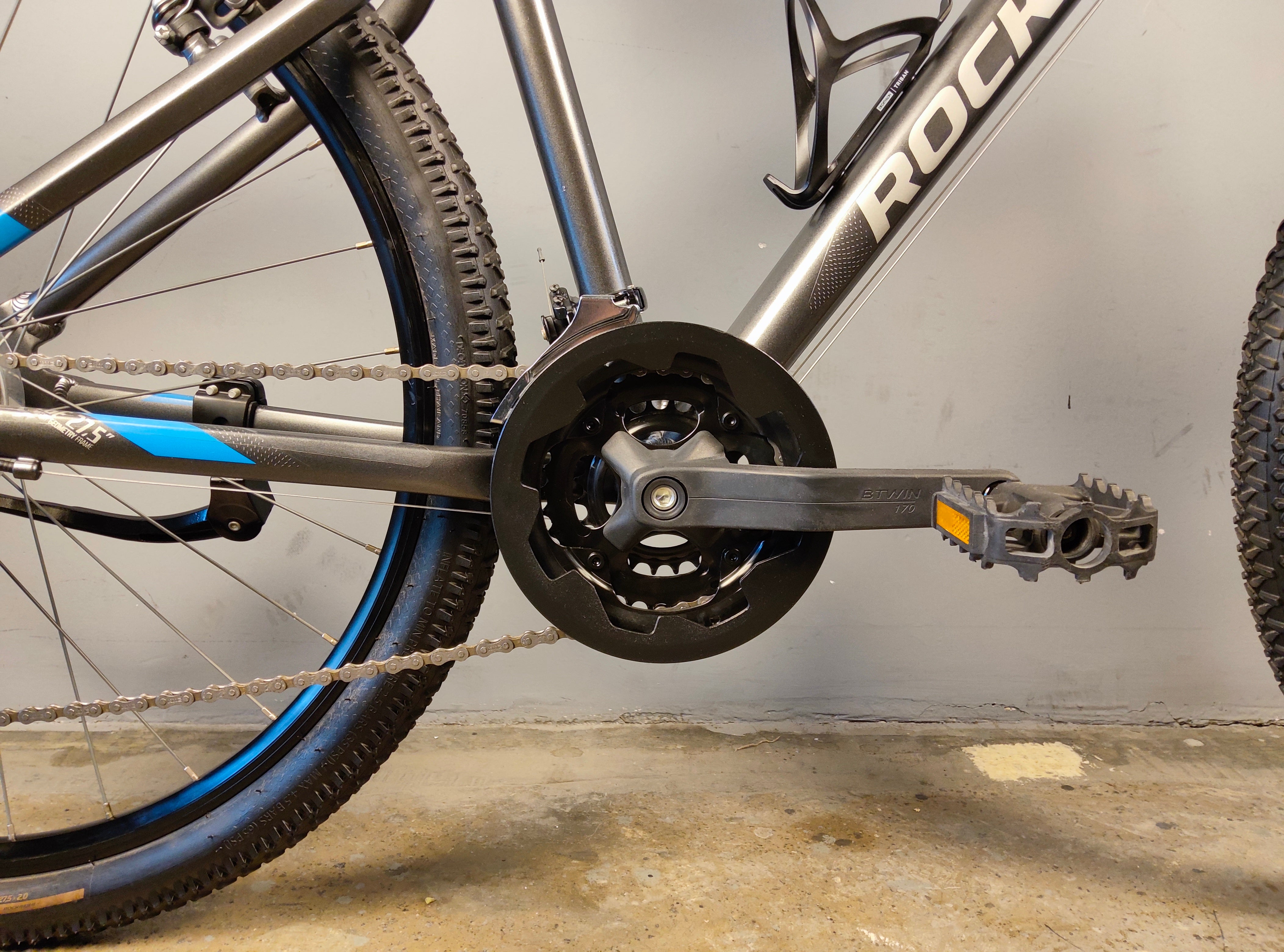 B'twin Rockrider ST-100 Mountain Bike