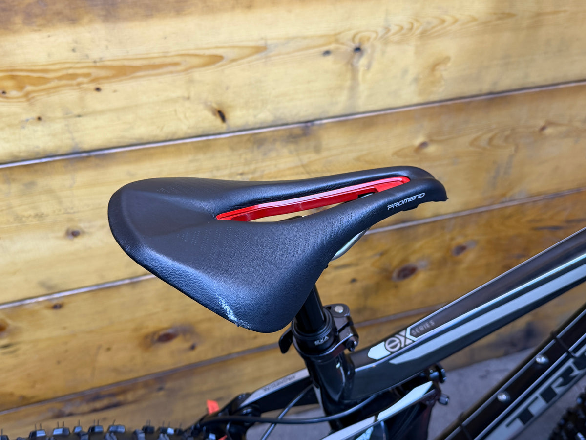Trek Fuel EX 5 Mountain Bike