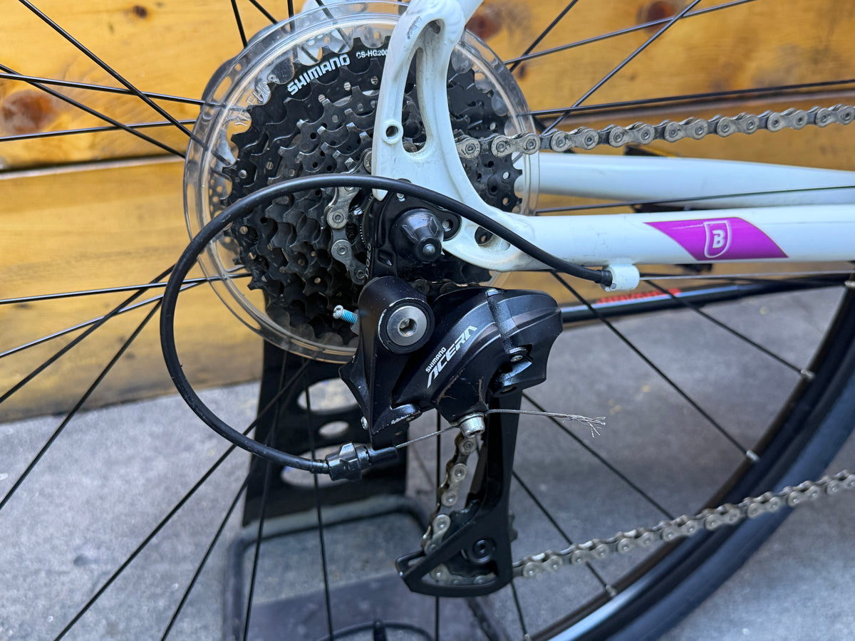 Breezer Discovery 1 ST Hybrid Bike