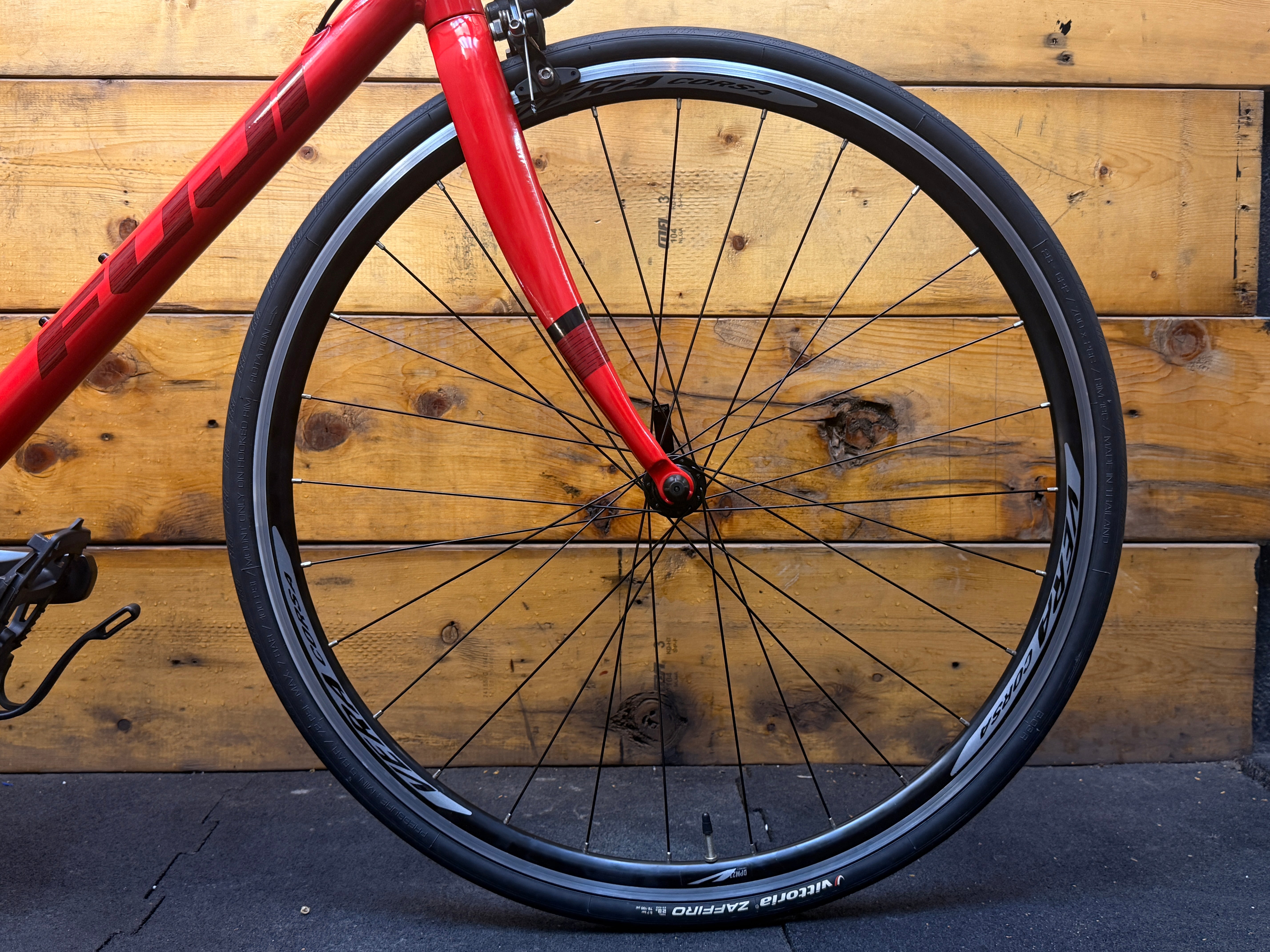 Fuji Sportif 2.3 Road Bike