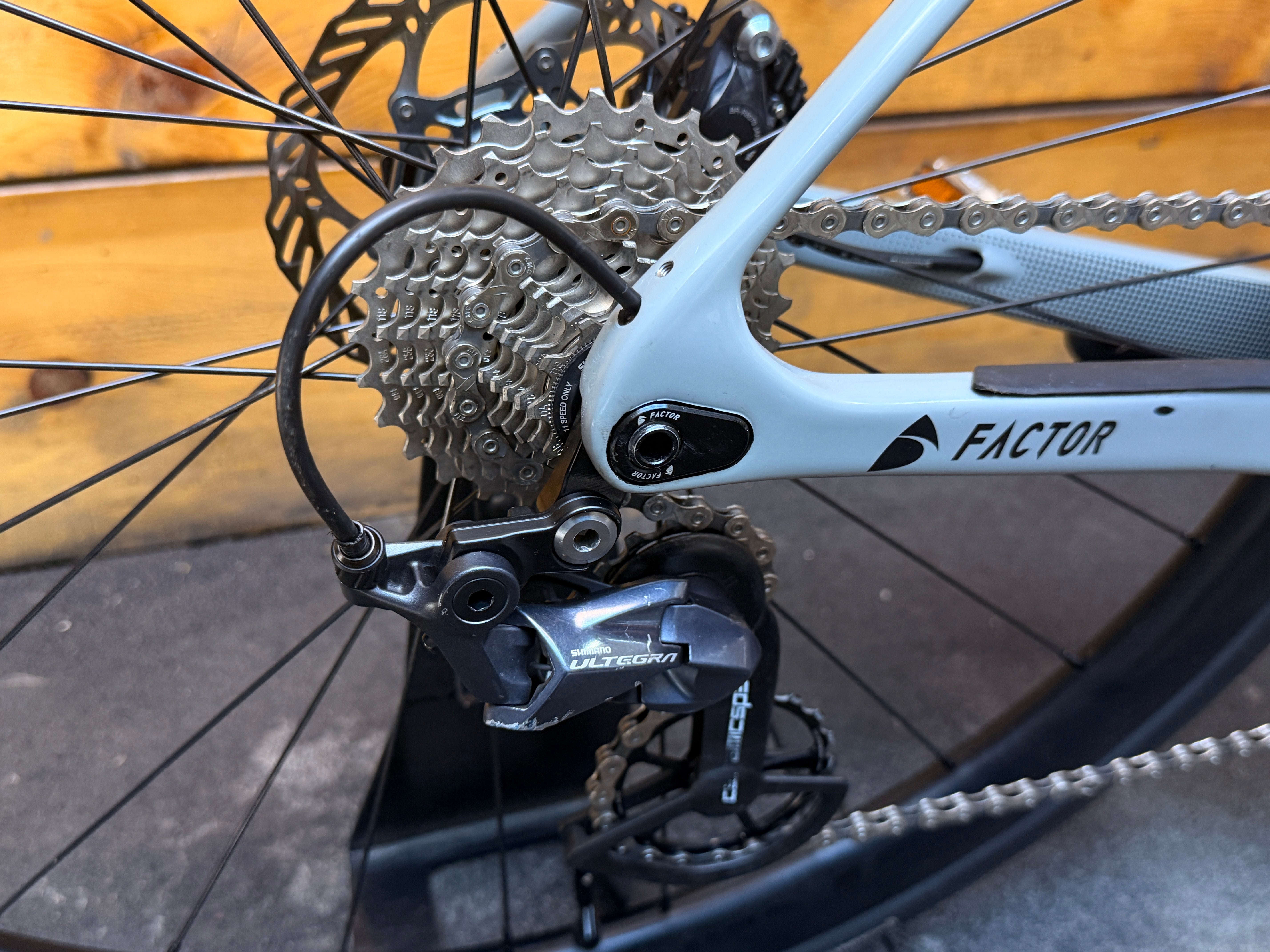 Factor Vista Road bike