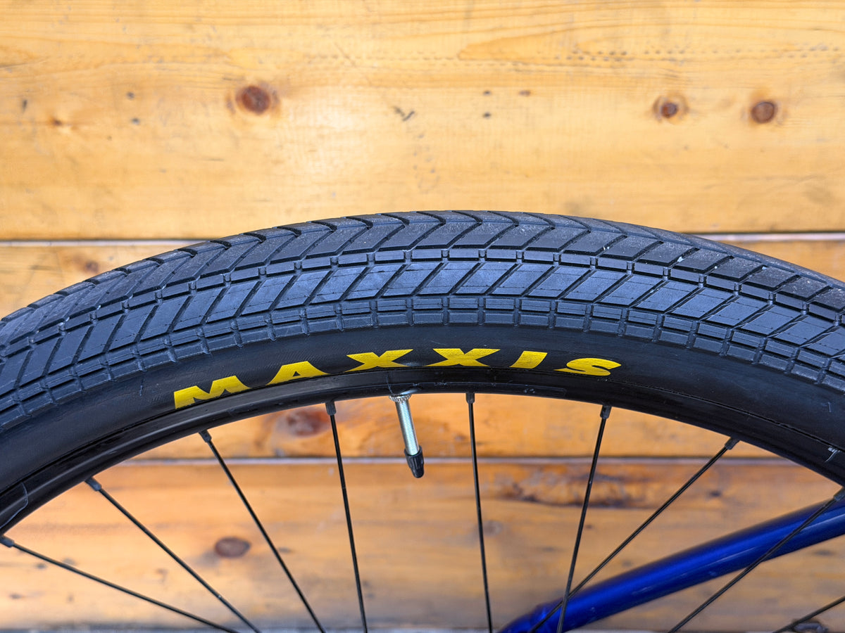 Trek Xcaliber 8 Mountain Bike