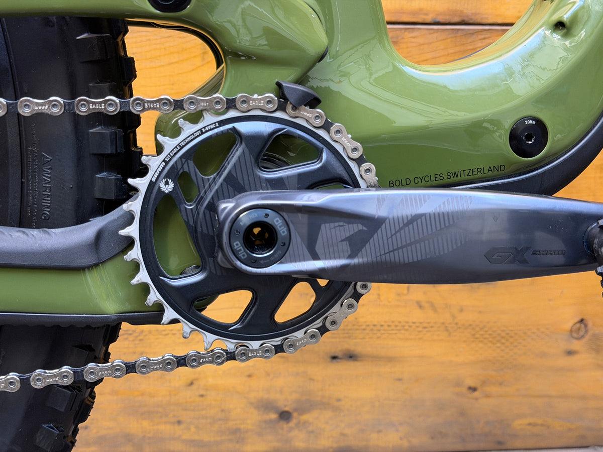 RENT BOLD Linkin LT GX Eagle AXS Mountain Bike