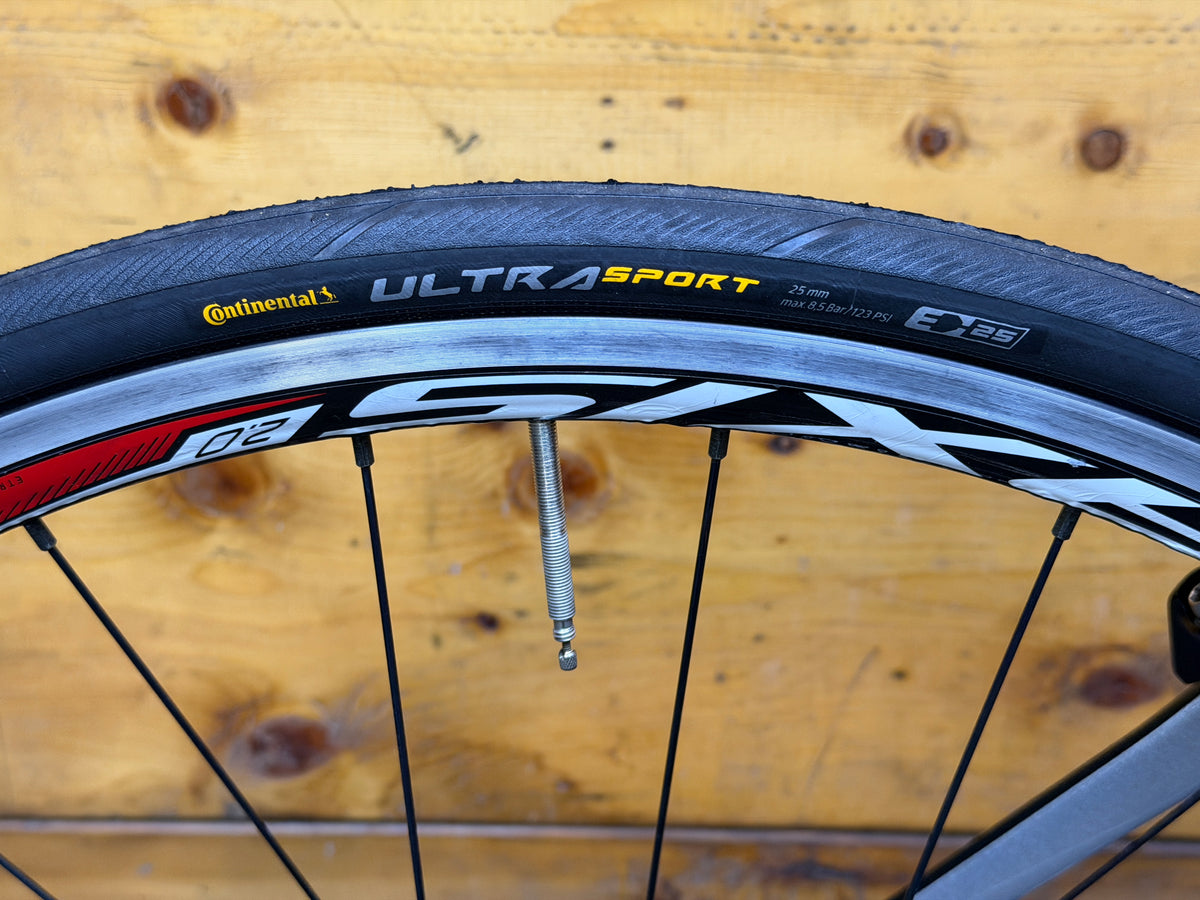 Giant Propel Advanced SL 2 Road Bike