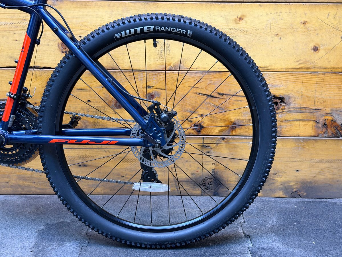 Fuji Adventure Mountain Bike