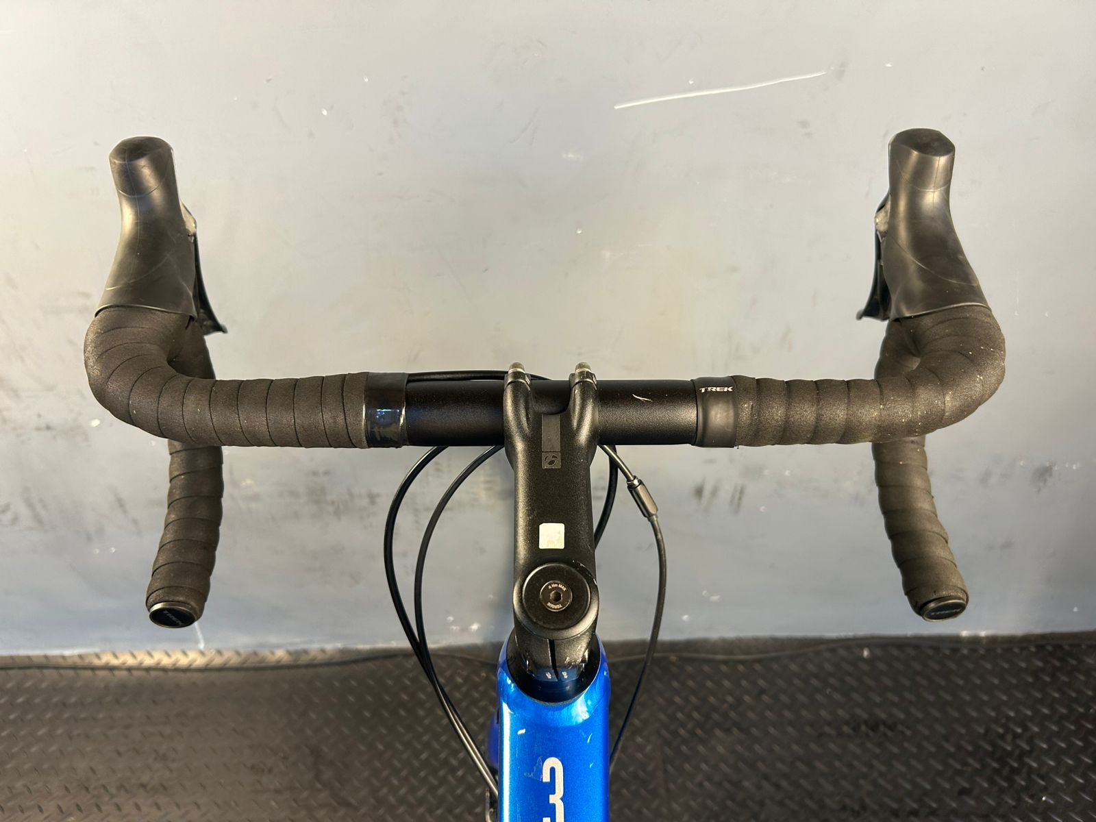 RENT Trek Domane AL3 Road Bike