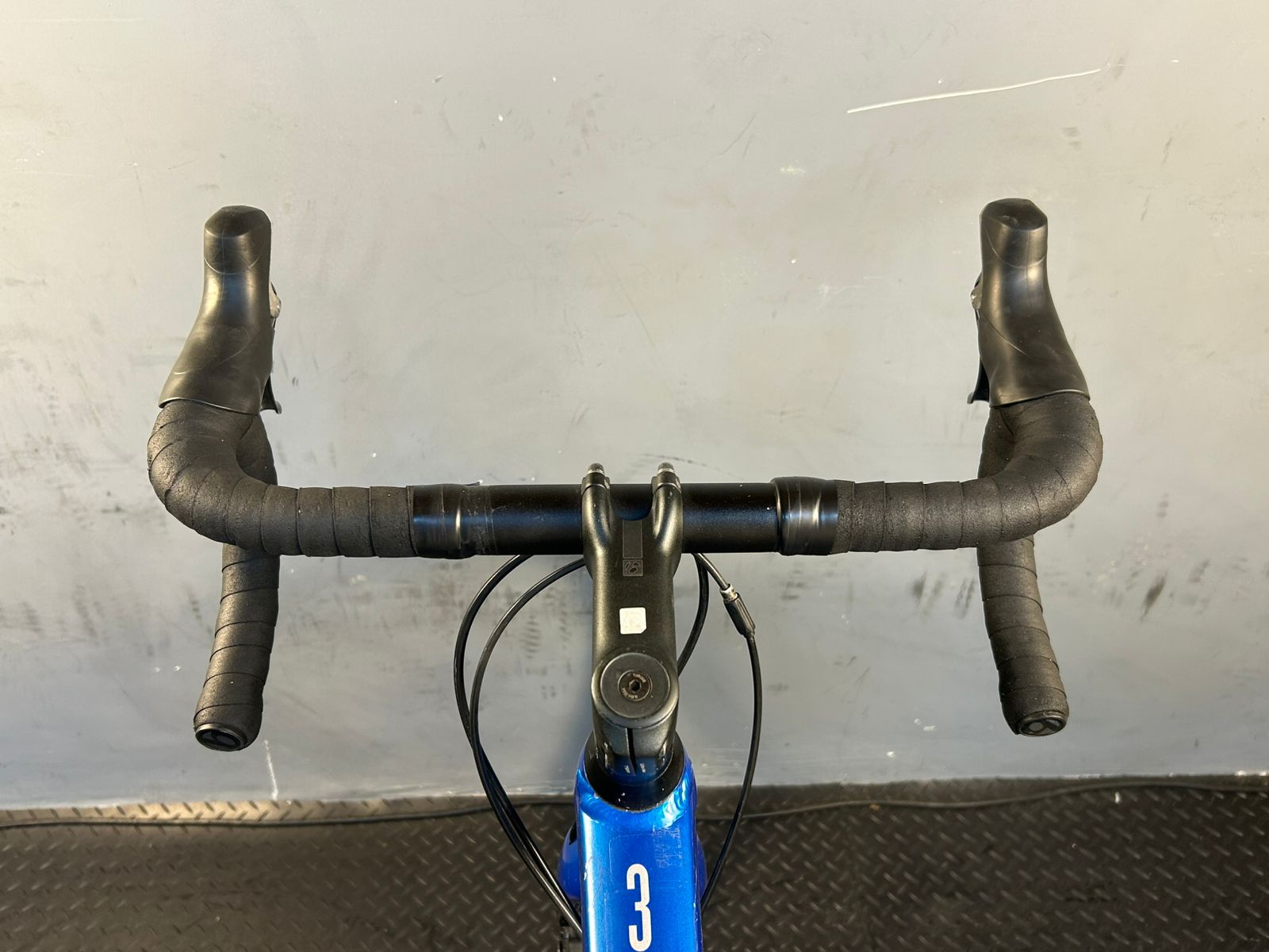 RENT Trek Domane AL3 Road Bike