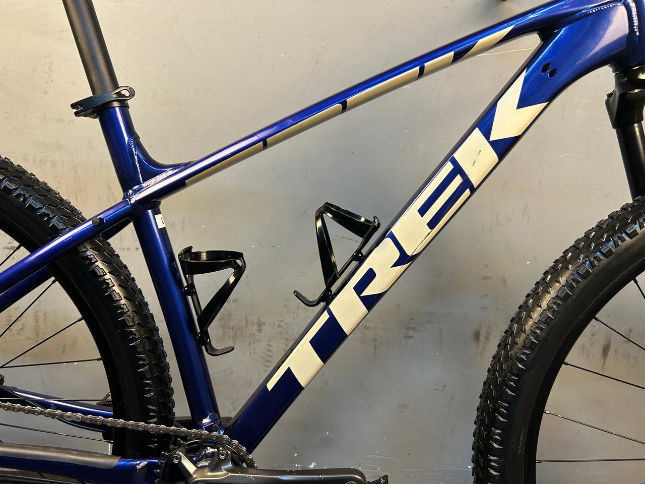 Trek Xcaliber 8 Mountain Bike