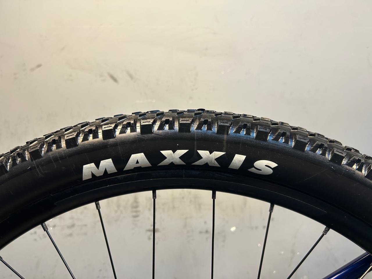 Trek Xcaliber 8 Mountain Bike