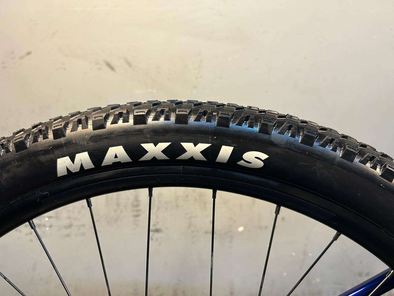 Trek Xcaliber 8 Mountain Bike