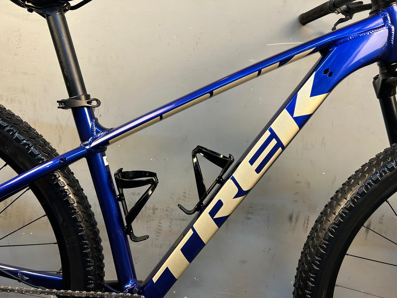 Trek Xcaliber 8 Mountain Bike