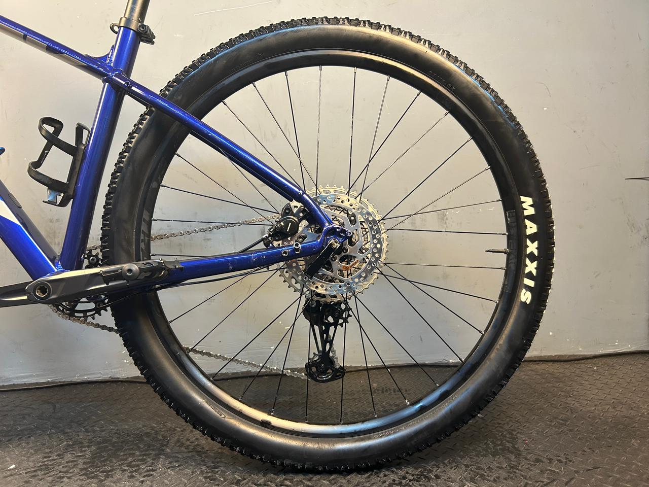 Trek Xcaliber 8 Mountain Bike