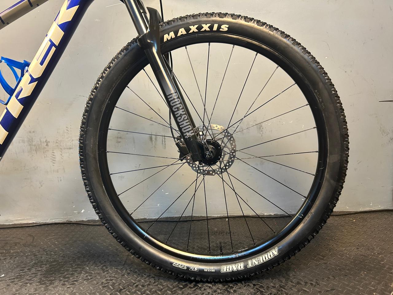 Trek Xcaliber 8 Mountain Bike