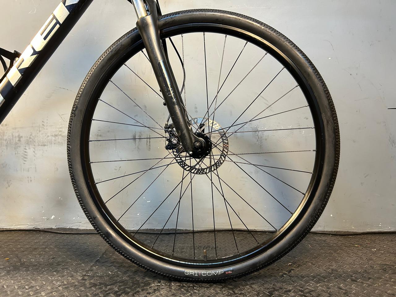 RENT Trek Dual Sport 1 Hybrid Bike