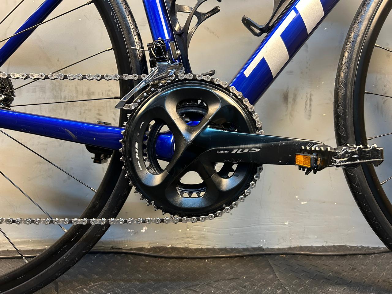 RENT Trek Emonda SL5 Road Bike
