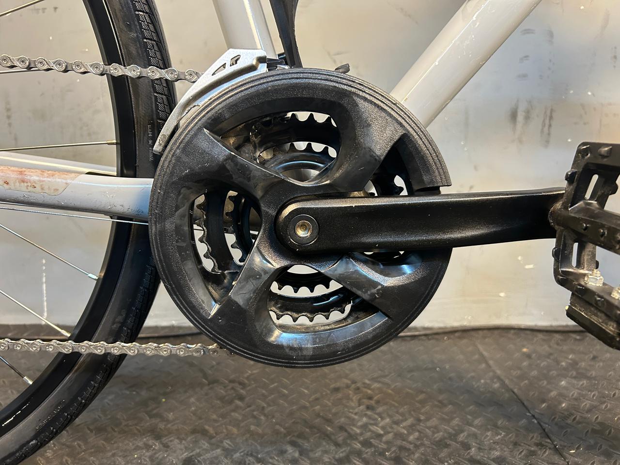Trek FX2 Hybrid Bike