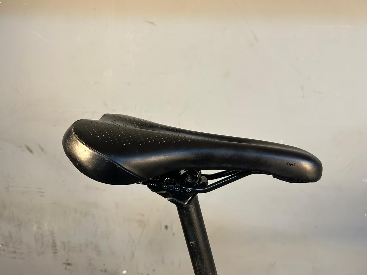Trek FX2 Hybrid Bike