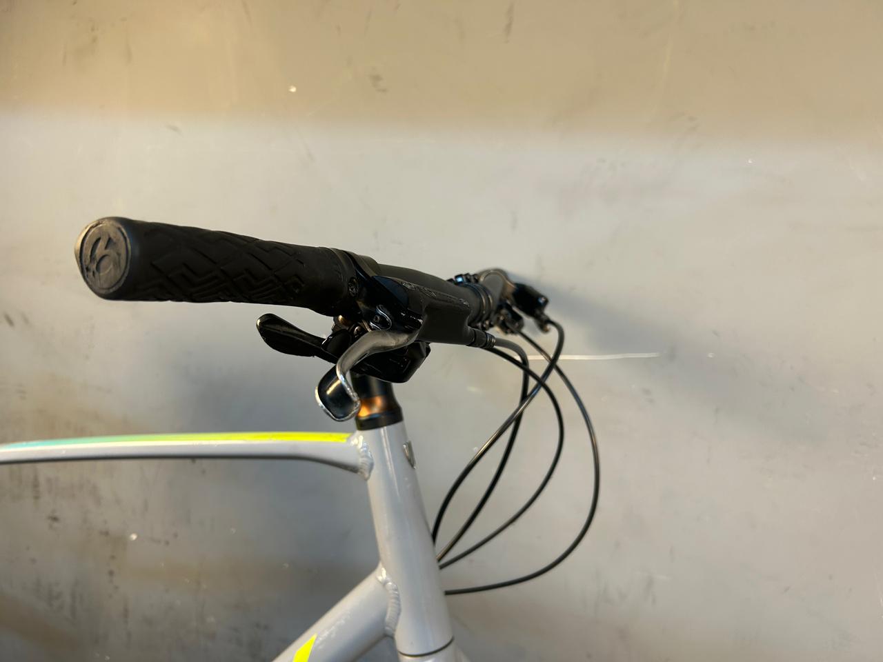 Trek FX2 Hybrid Bike