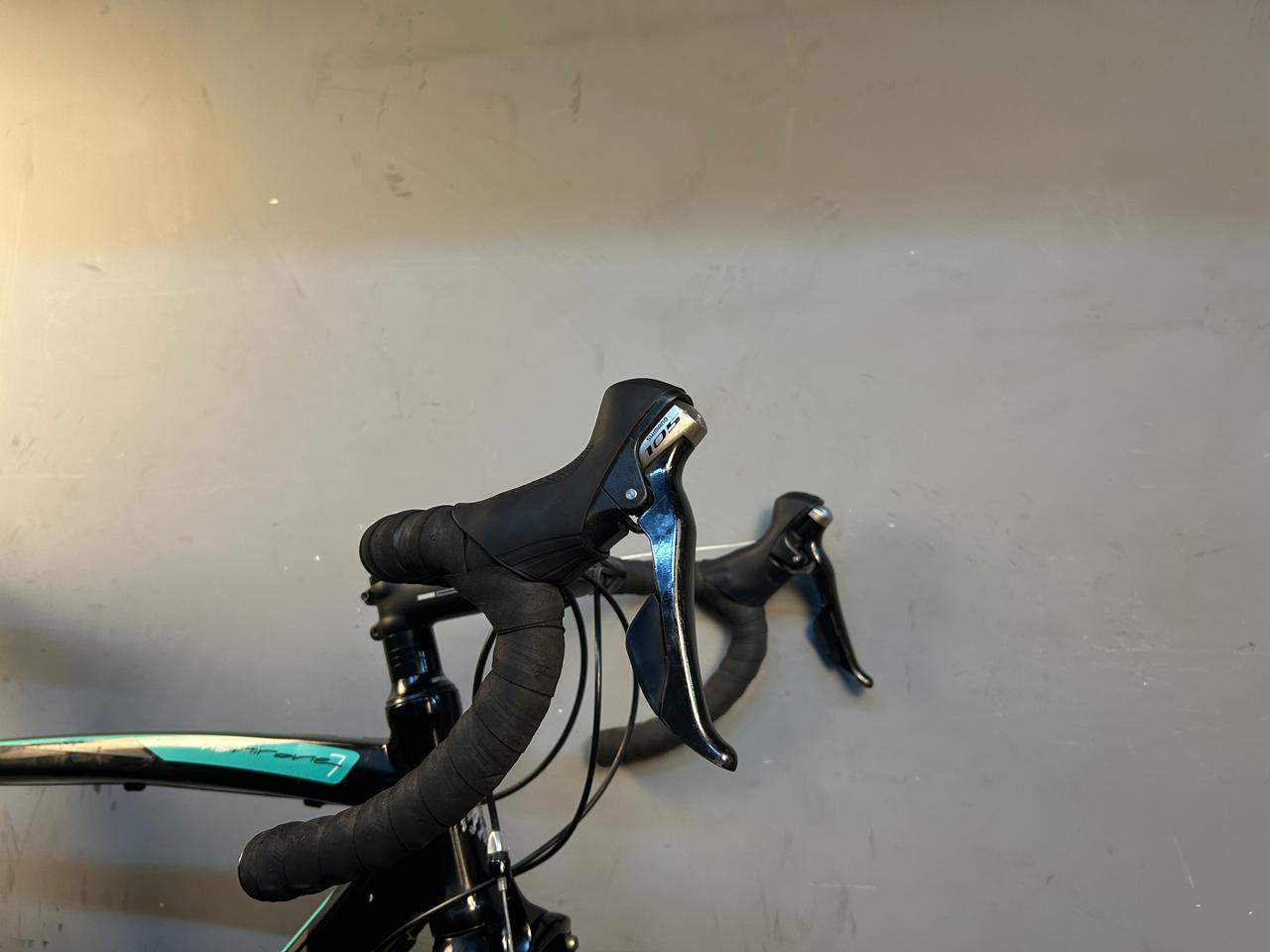 RENT Bianchi Via Nirone 7 Road Bike