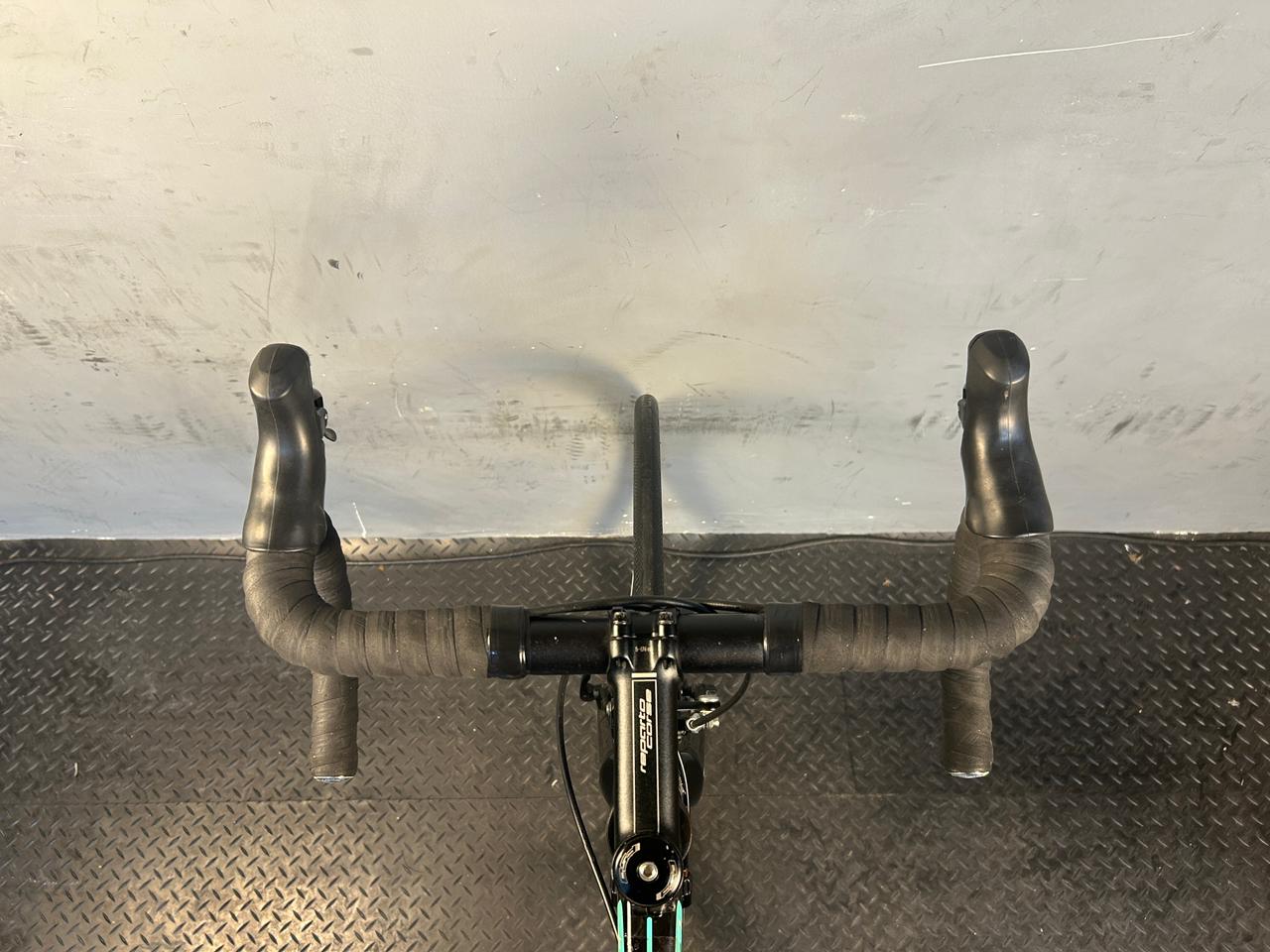 RENT Bianchi Via Nirone 7 Road Bike