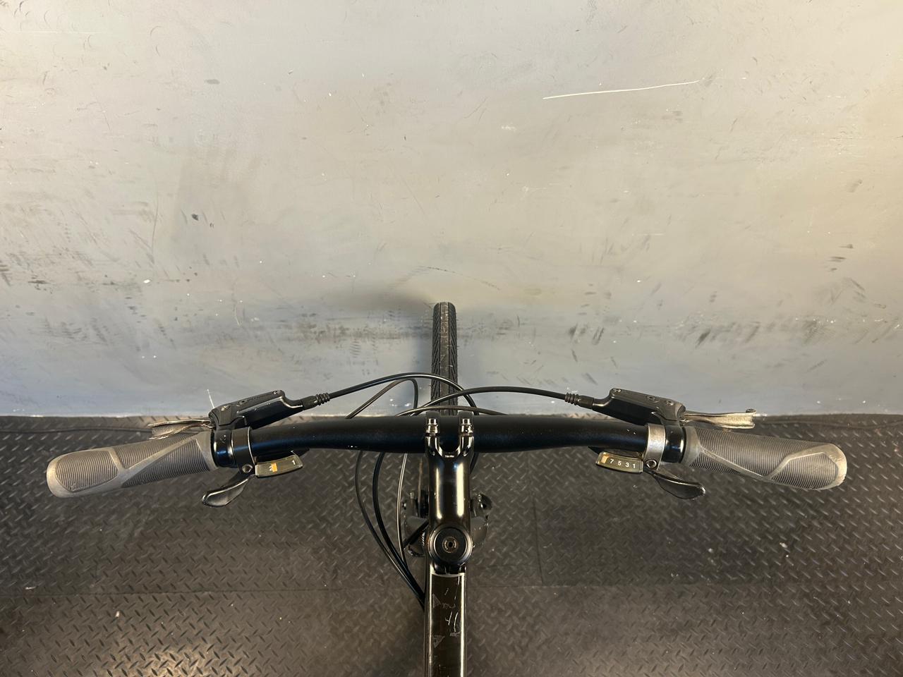 Trek FX2 Hybrid Bike